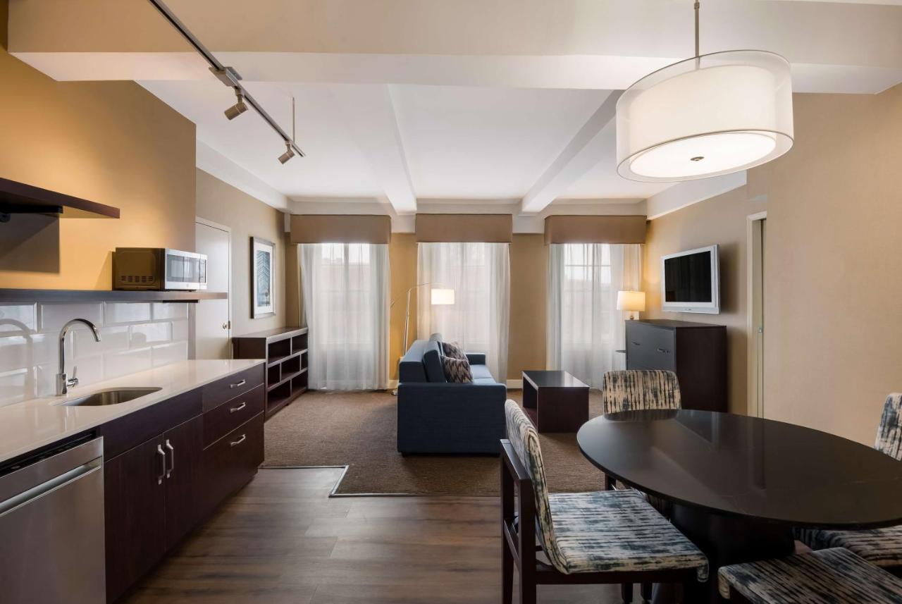 Presidential Suite,1362558572:JPEG