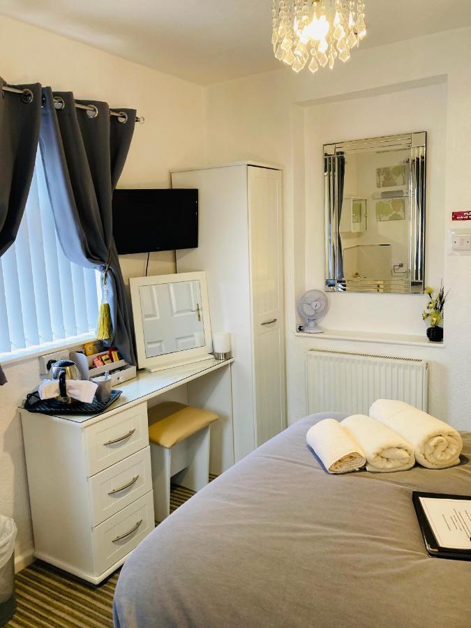 Large Single Room