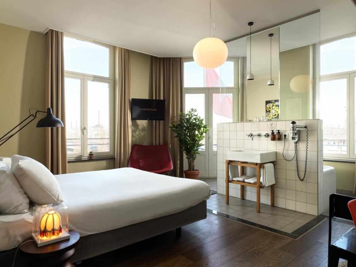 Extra Large Double Room