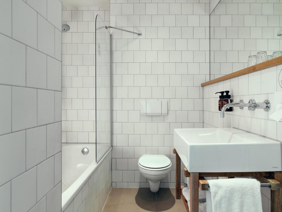 Medium Double Room