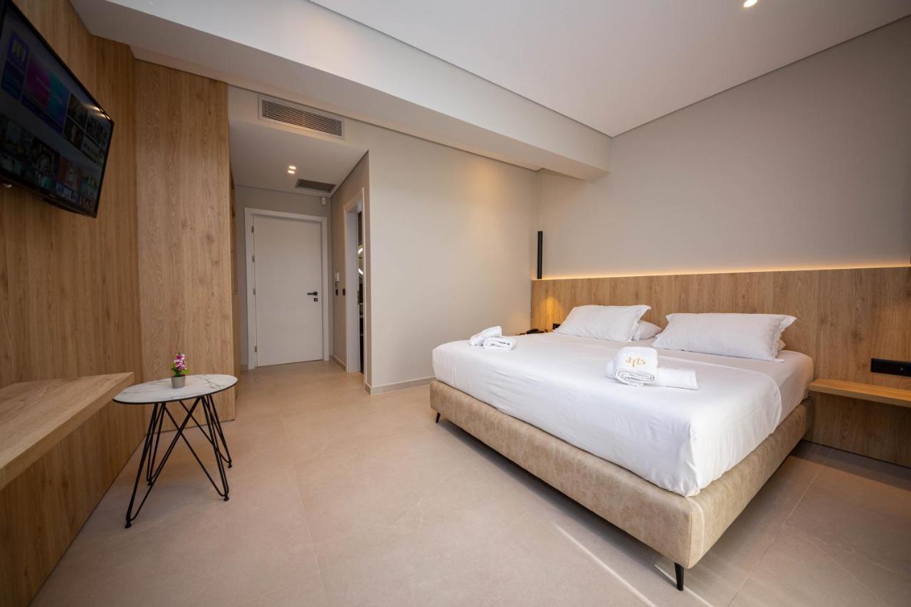 Deluxe Double Room - Ground Floor,1365538184:JPEG