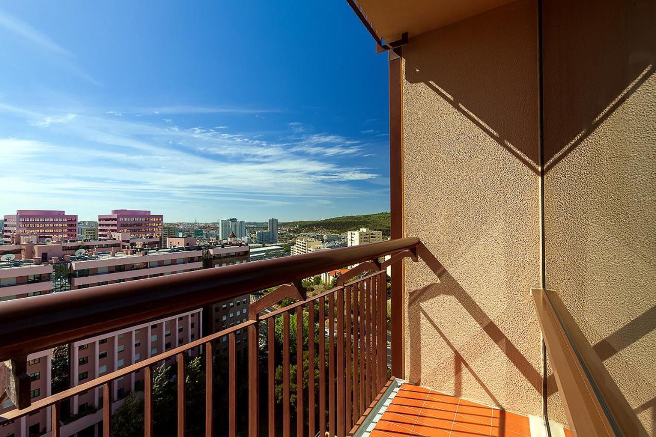 Comfort King Guest room 1 King Balcony