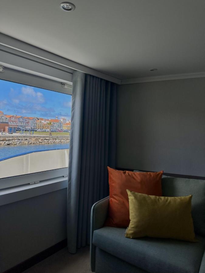 Suite with City View,1379394680:JPEG