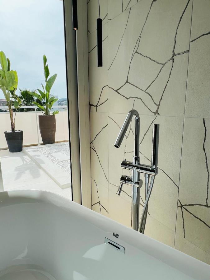 Chambre Double Exclusive avec Terrasse et Accès au Spa