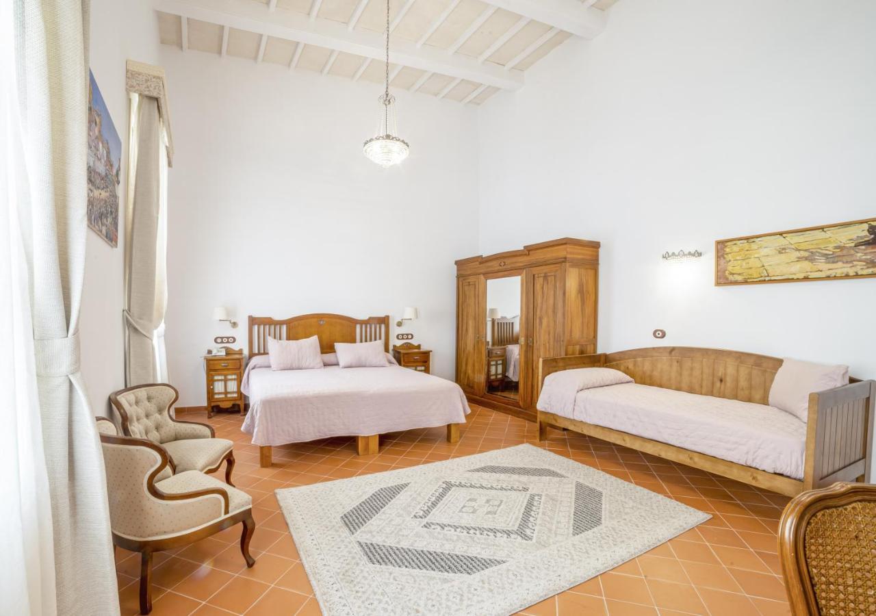Comfort Triple Room