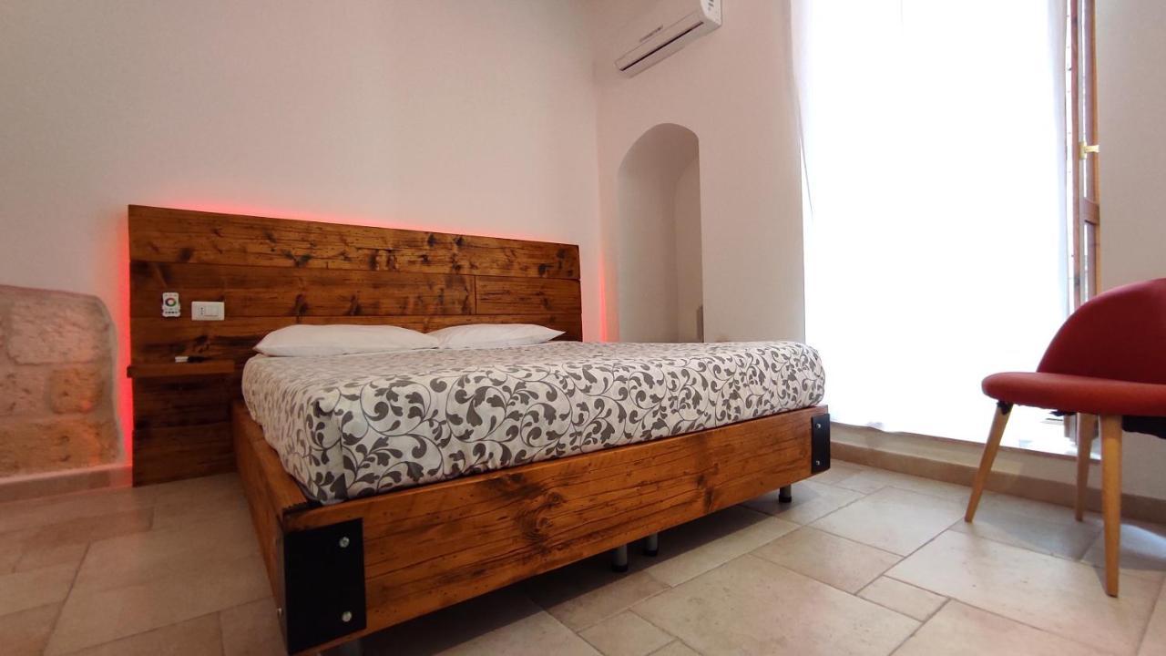 Double Room,1399175642:JPEG