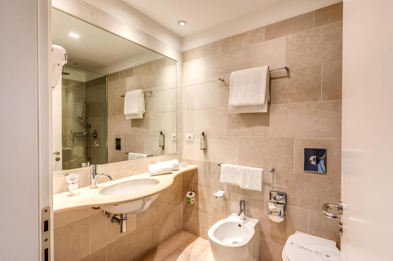 Superior Double or Twin Room with Terrace