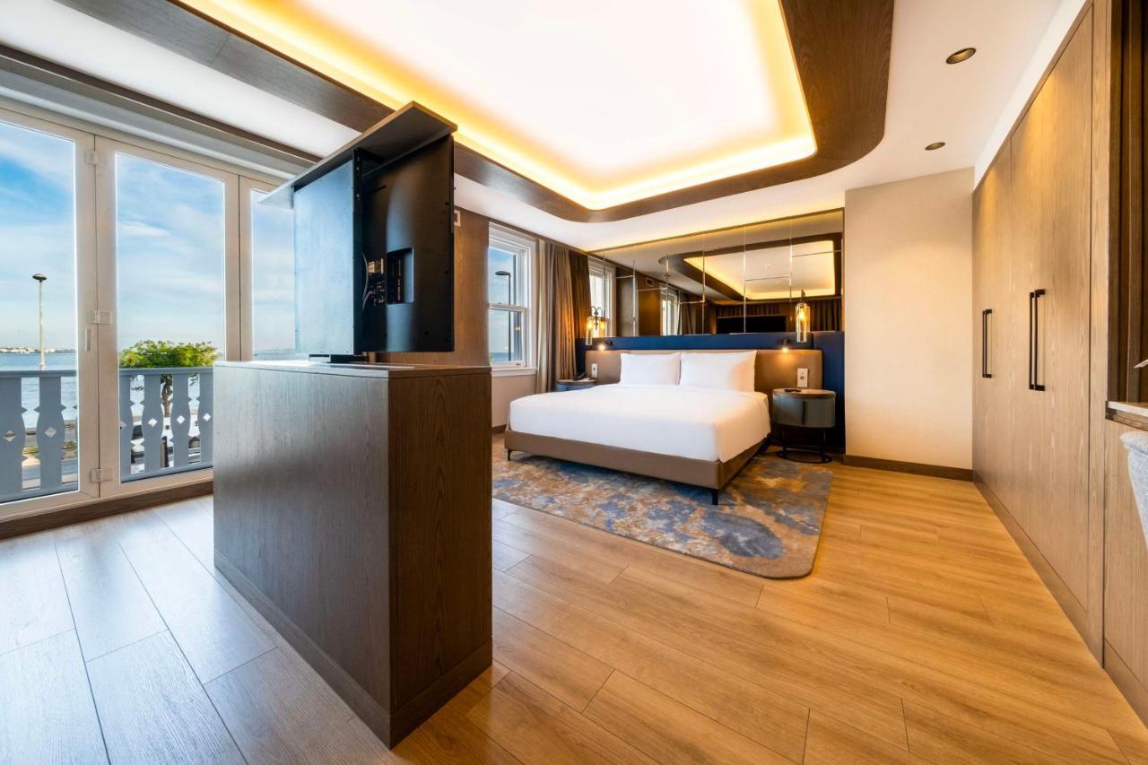 Suite Balcony Sea View Non-Smoking