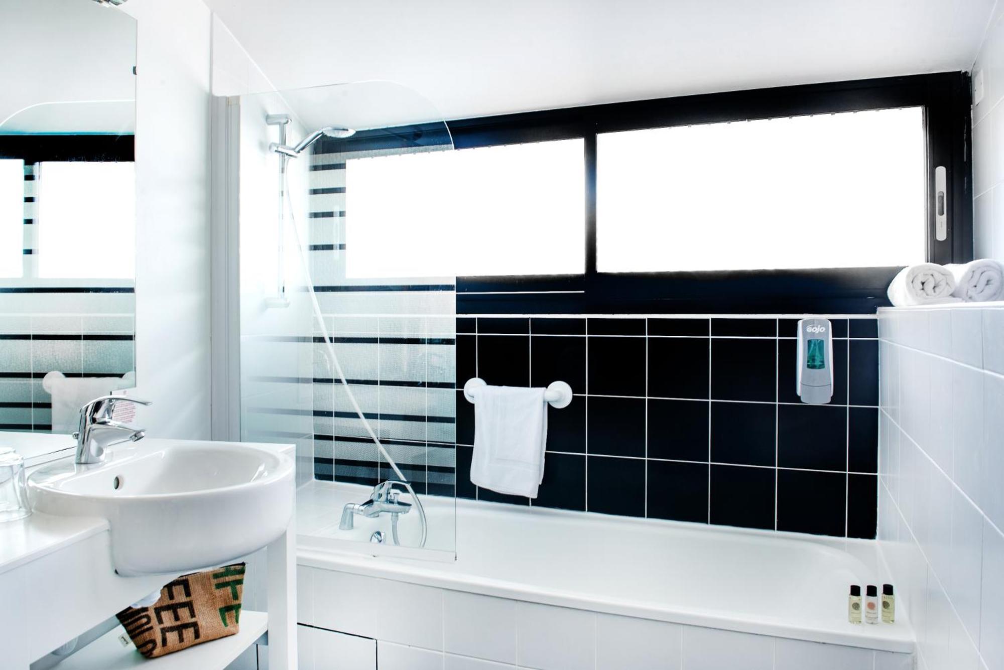 Habitación Triple con balcón