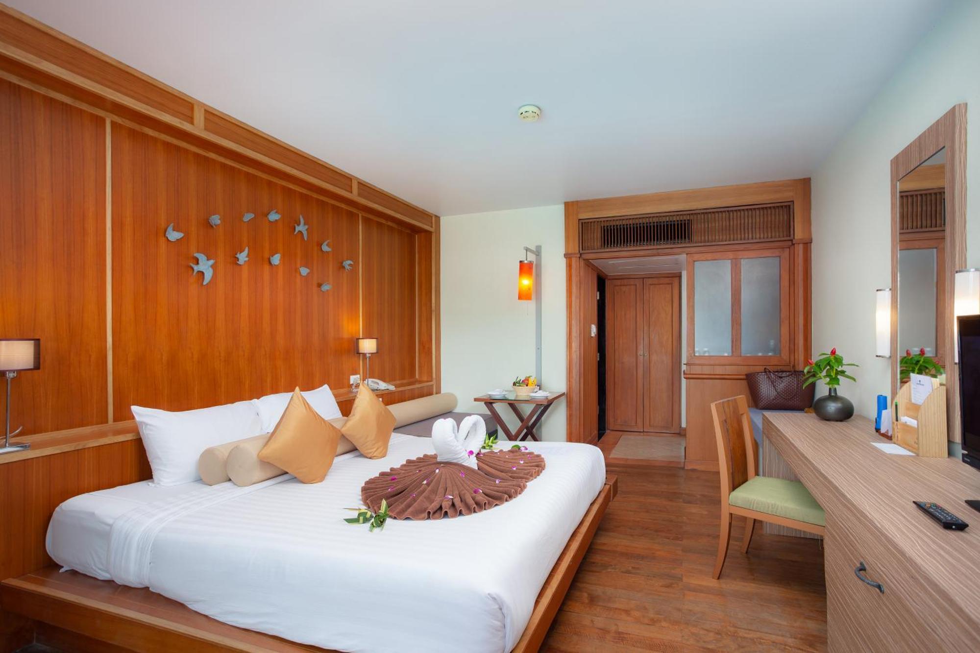 Superior Double or Twin Room,1588063900:JPEG