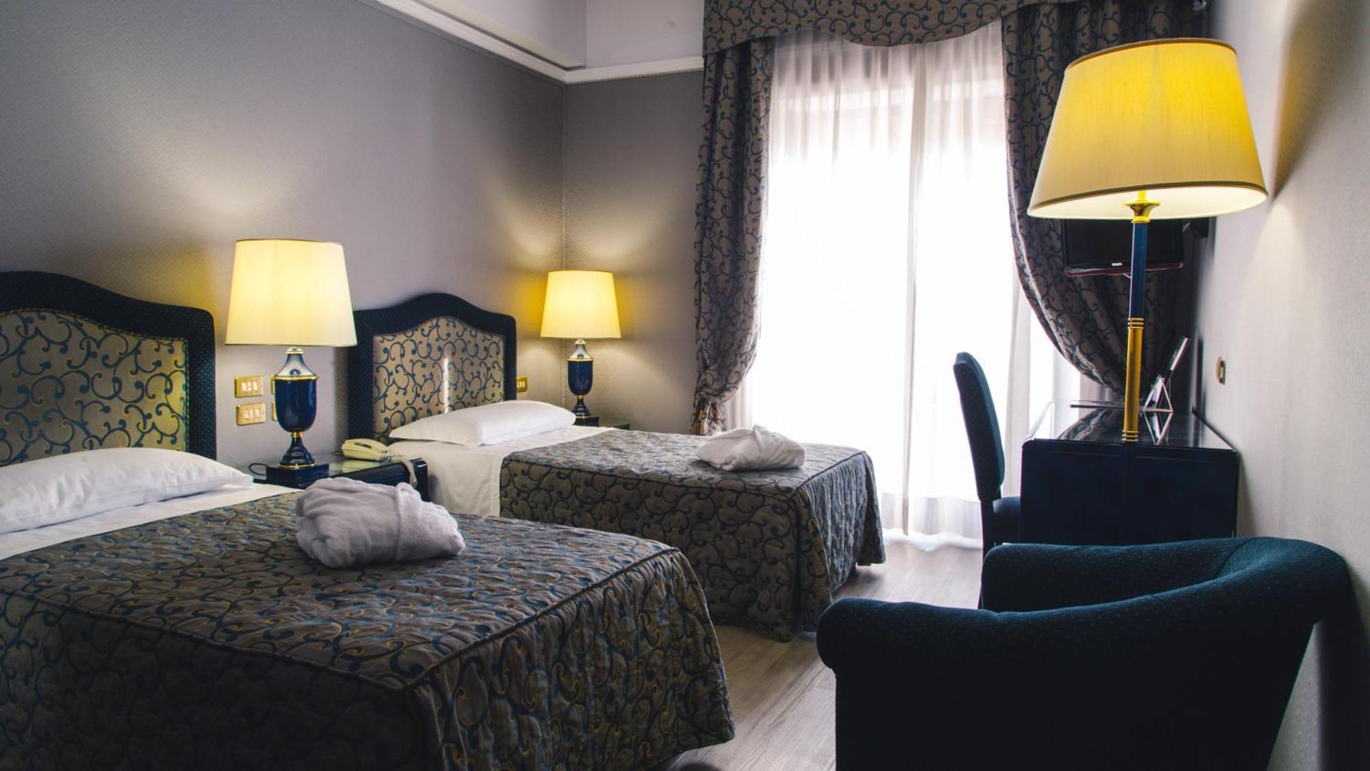 Camera Classic Doppia con Letti Singoli