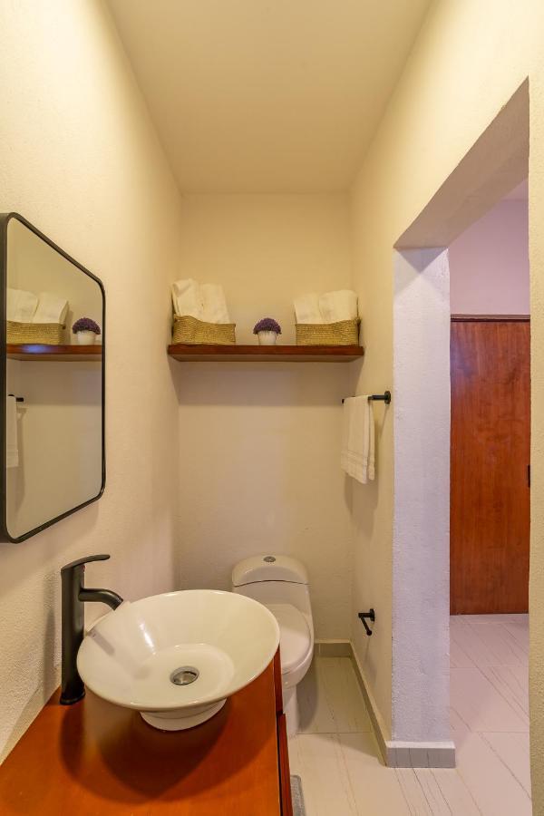 Deluxe Room,1466639753:JPEG
