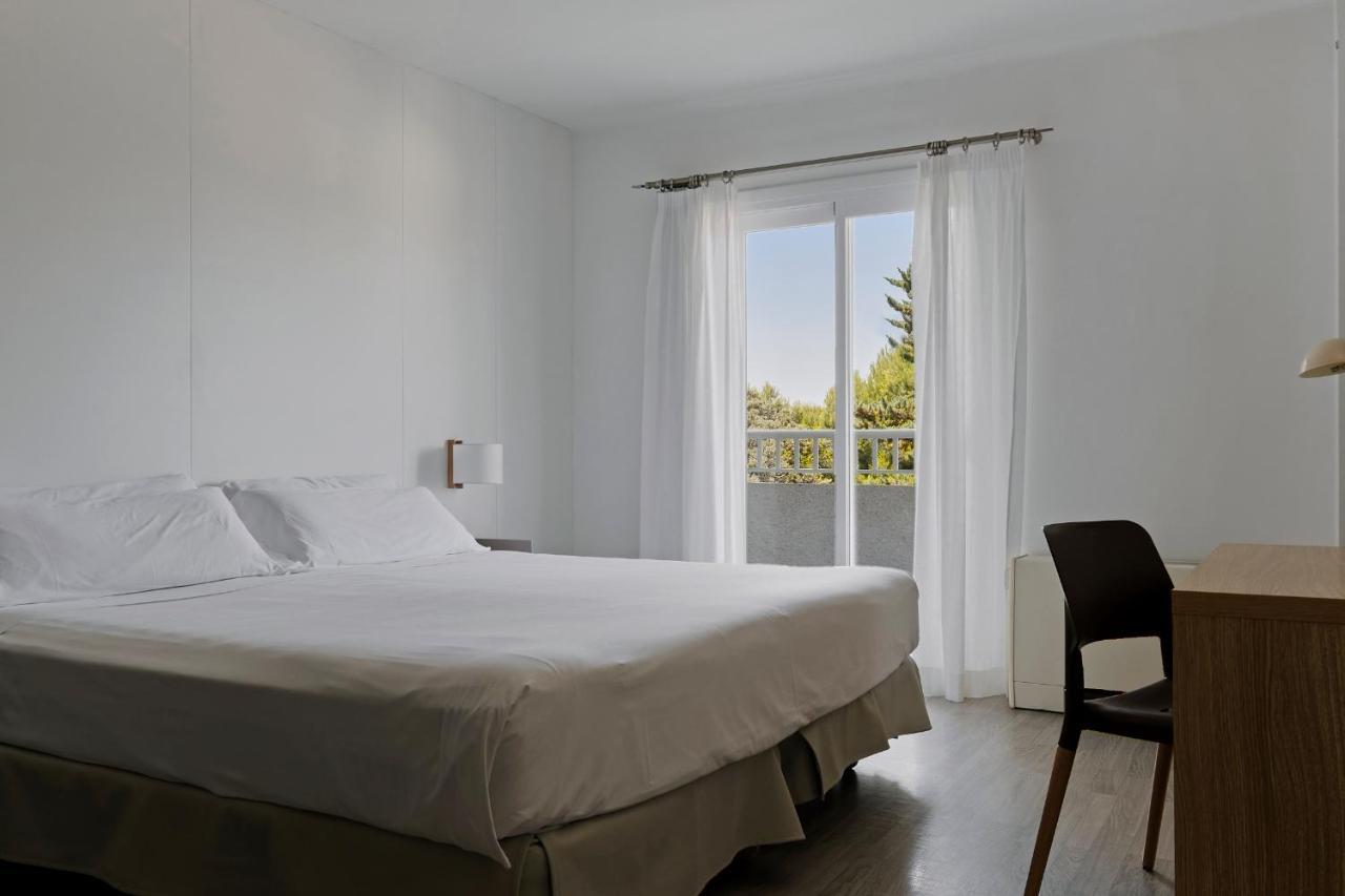 Double Room,1588077884:JPEG