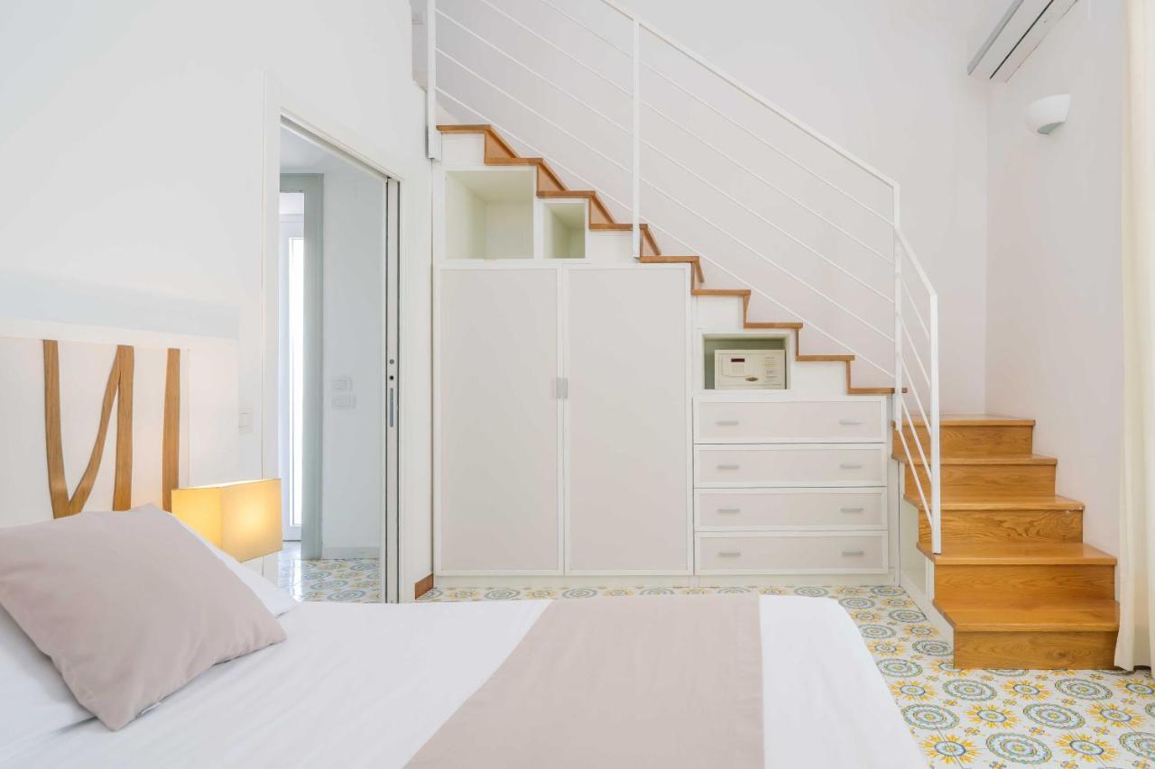 Family Room with Private Bathroom,1498774801:JPEG