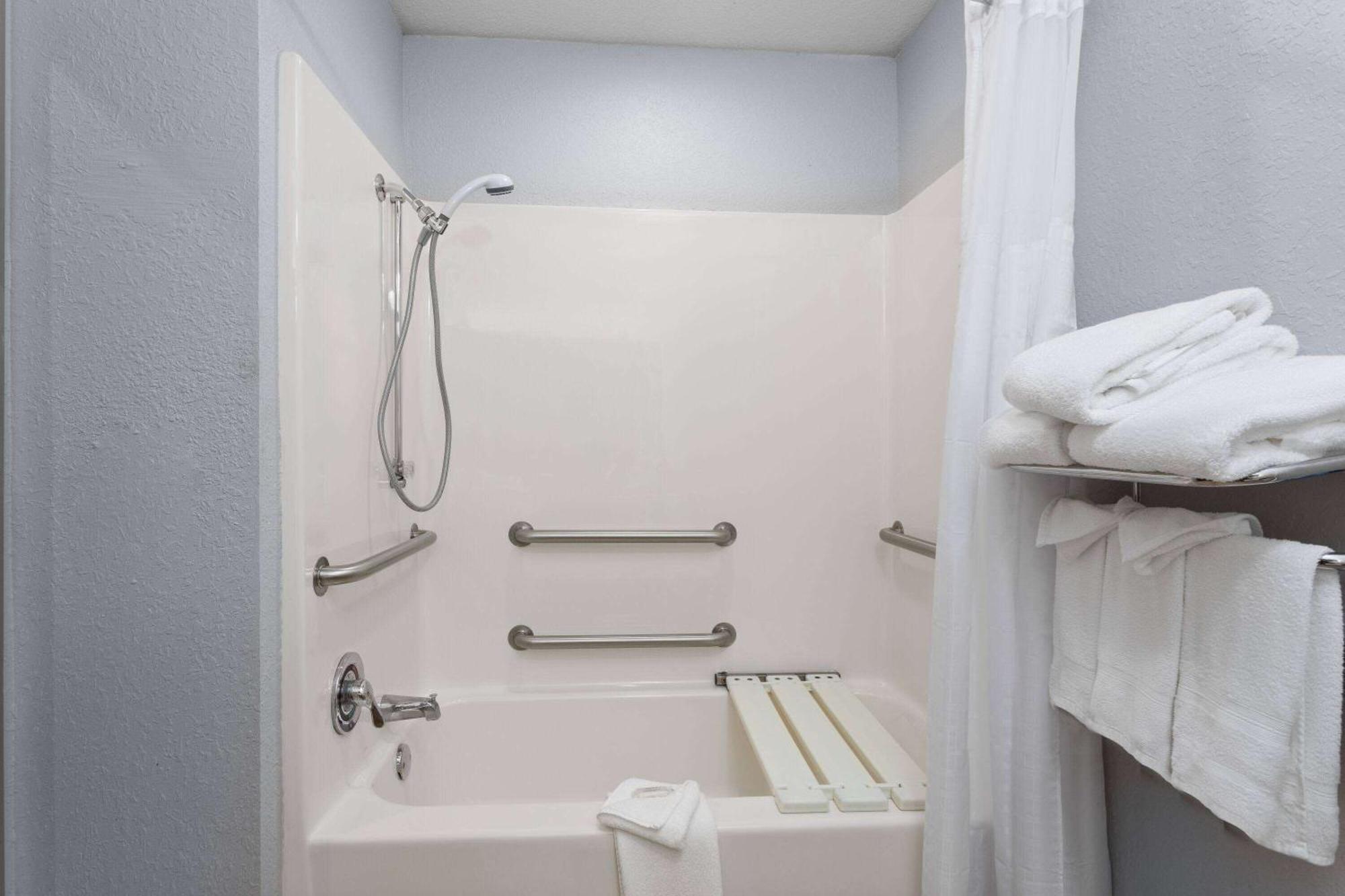 Superior Twin Room,1500367033:JPEG
