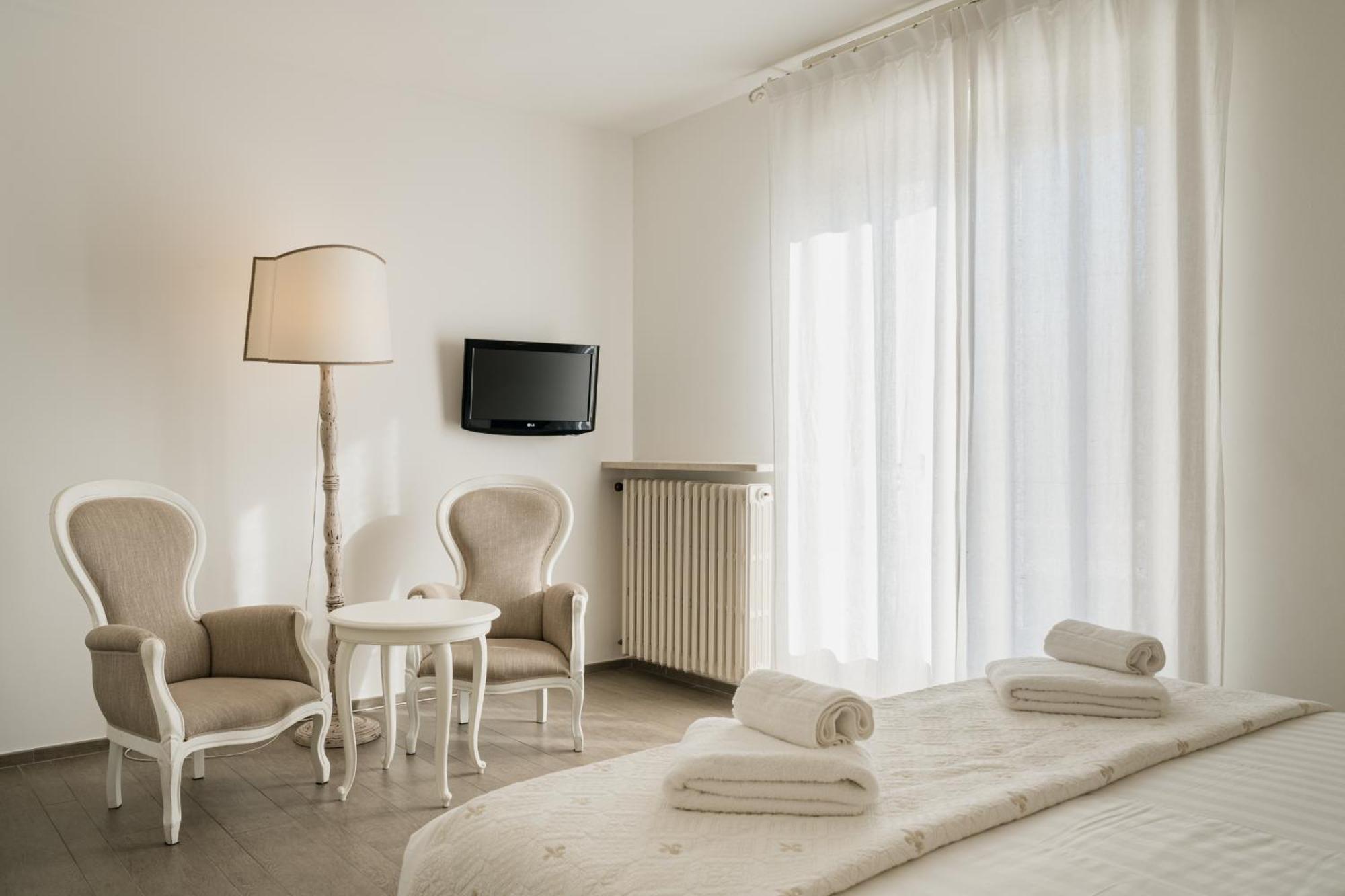 Chambre Double ou Lits Jumeaux - Vue sur Lac