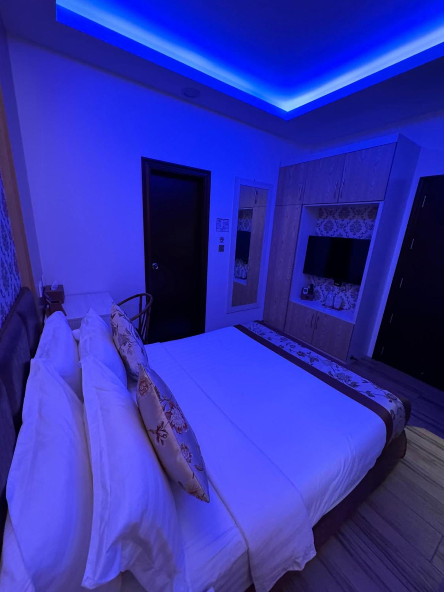Superior Queen Room Return Airport Transfer on Food & Beverage