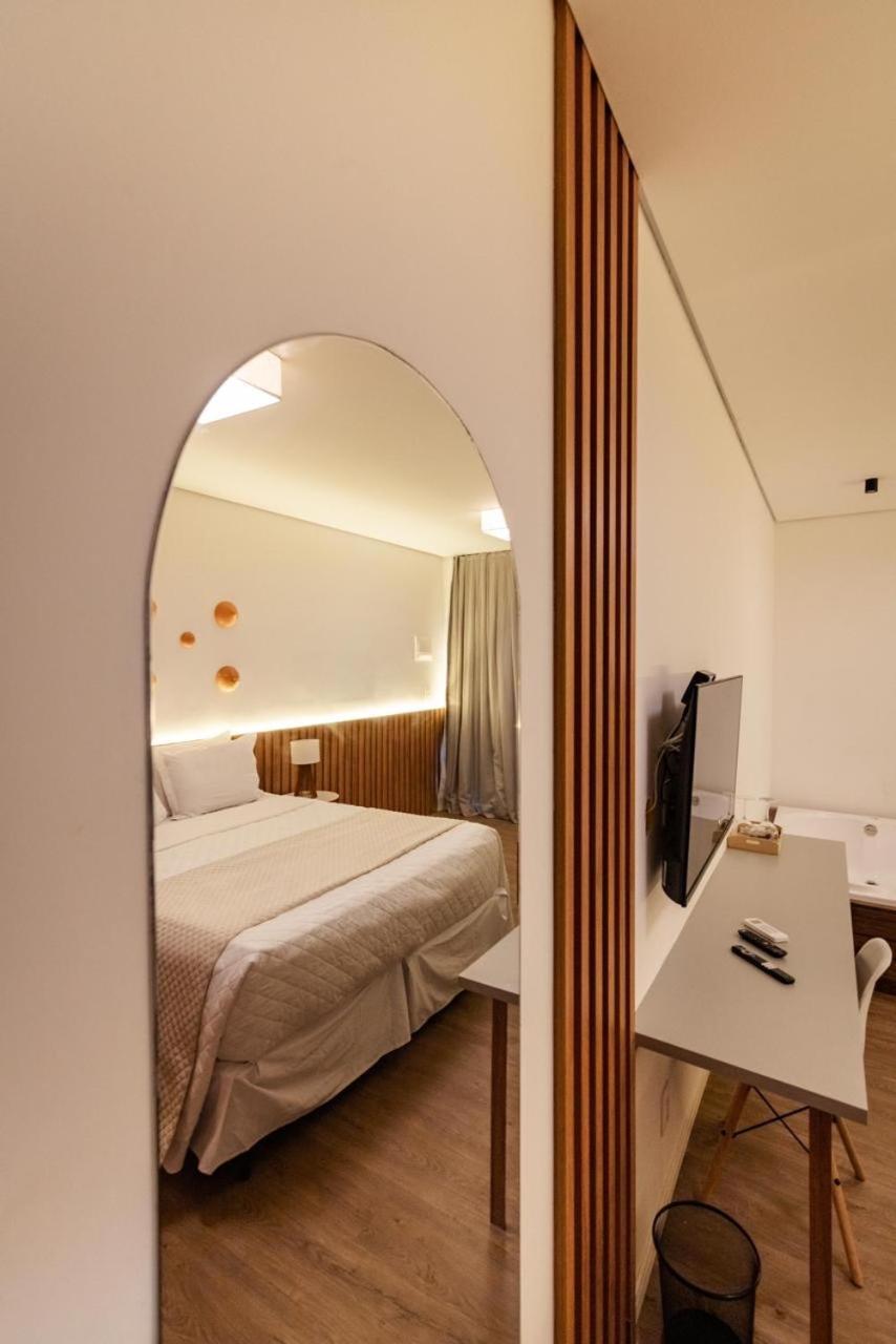 Deluxe Double Room Bath