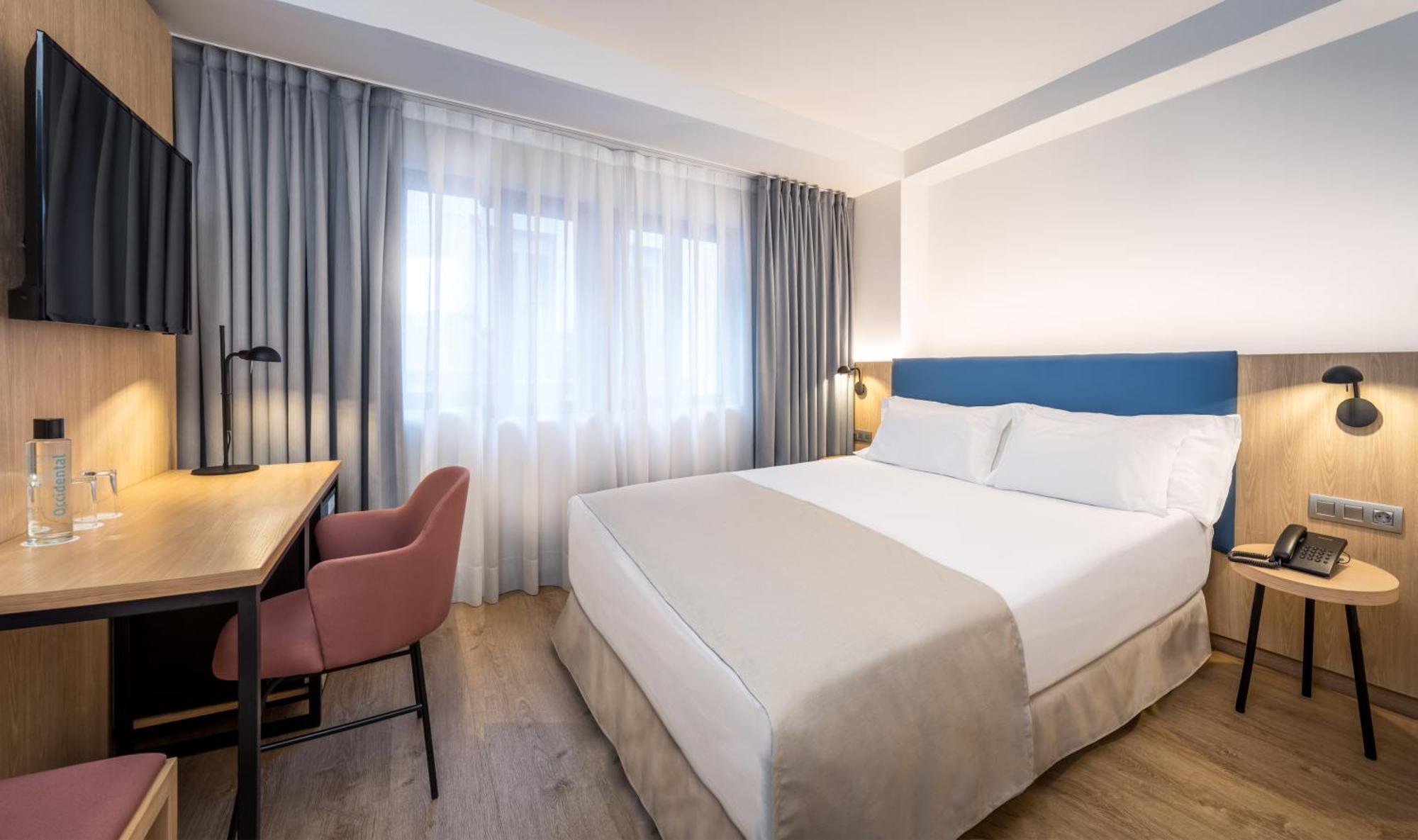Standard Double or Twin Room,1613411918:JPEG