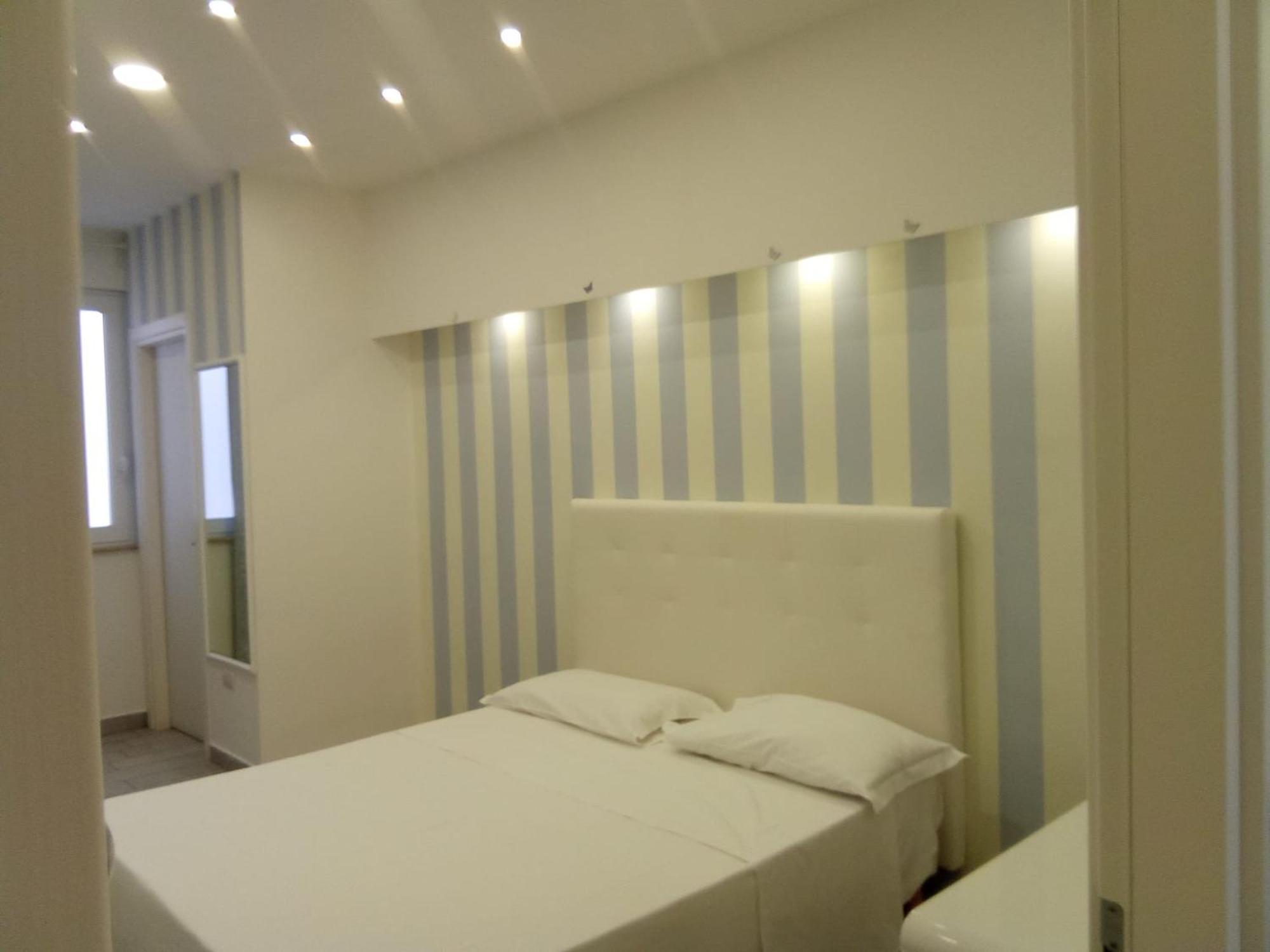 Tweepersoonskamer met 2 Aparte Bedden