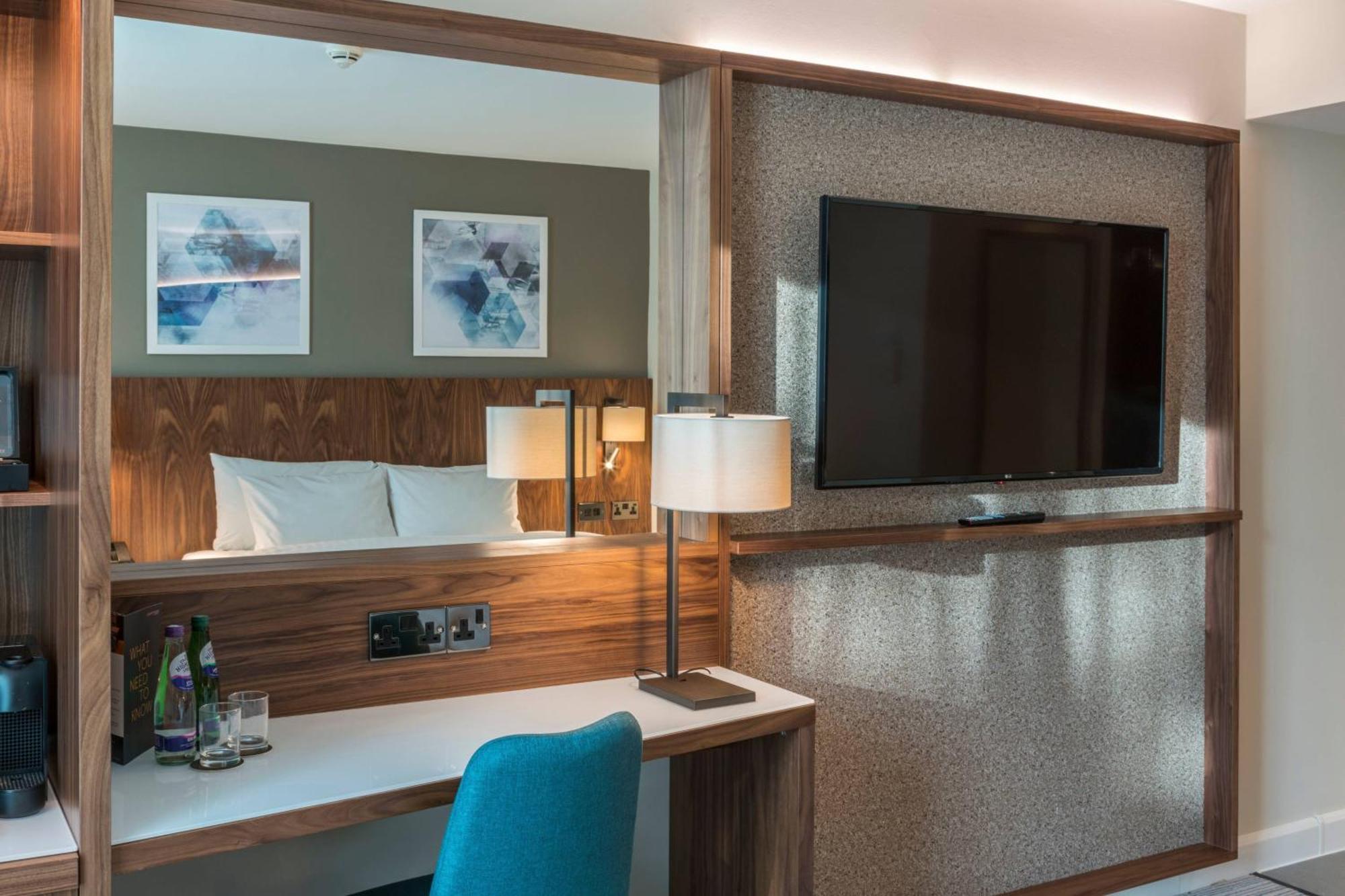 Premium King Guest room 1 King