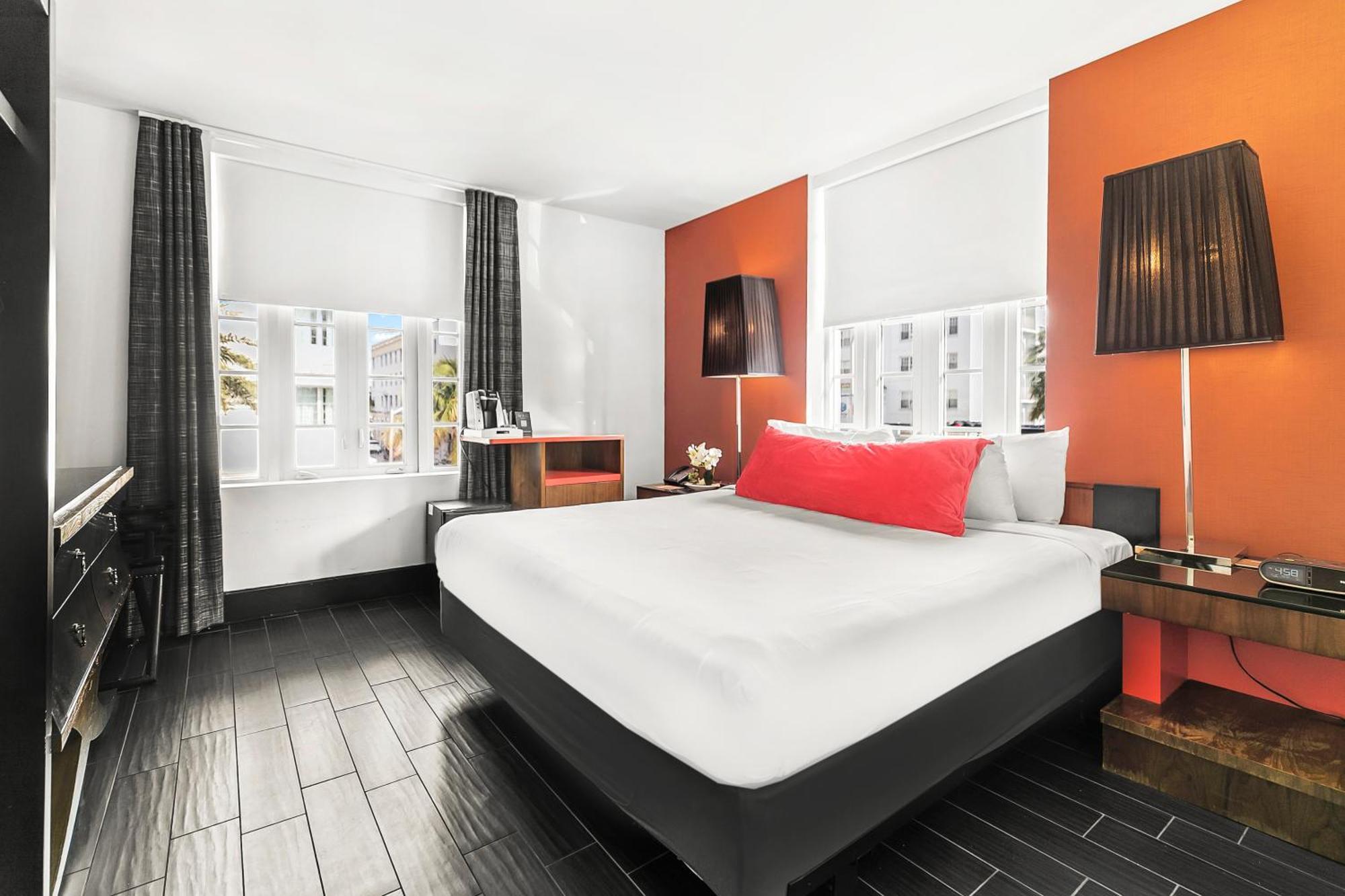 Superior King Room