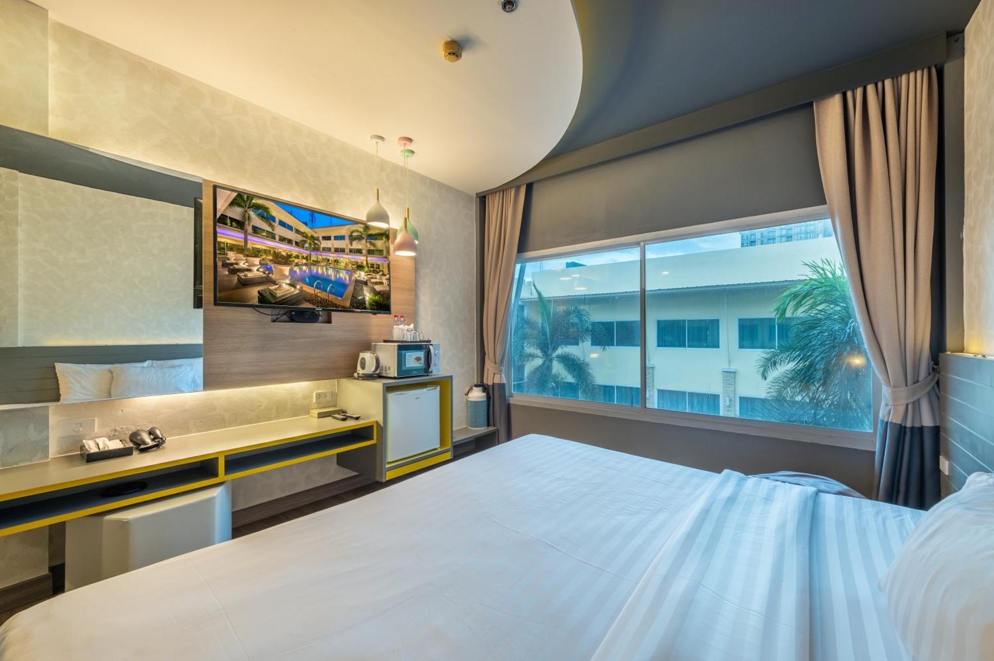 Deluxe Accommodatie op Bovenste Verdieping met Uitzicht op het Zwembad