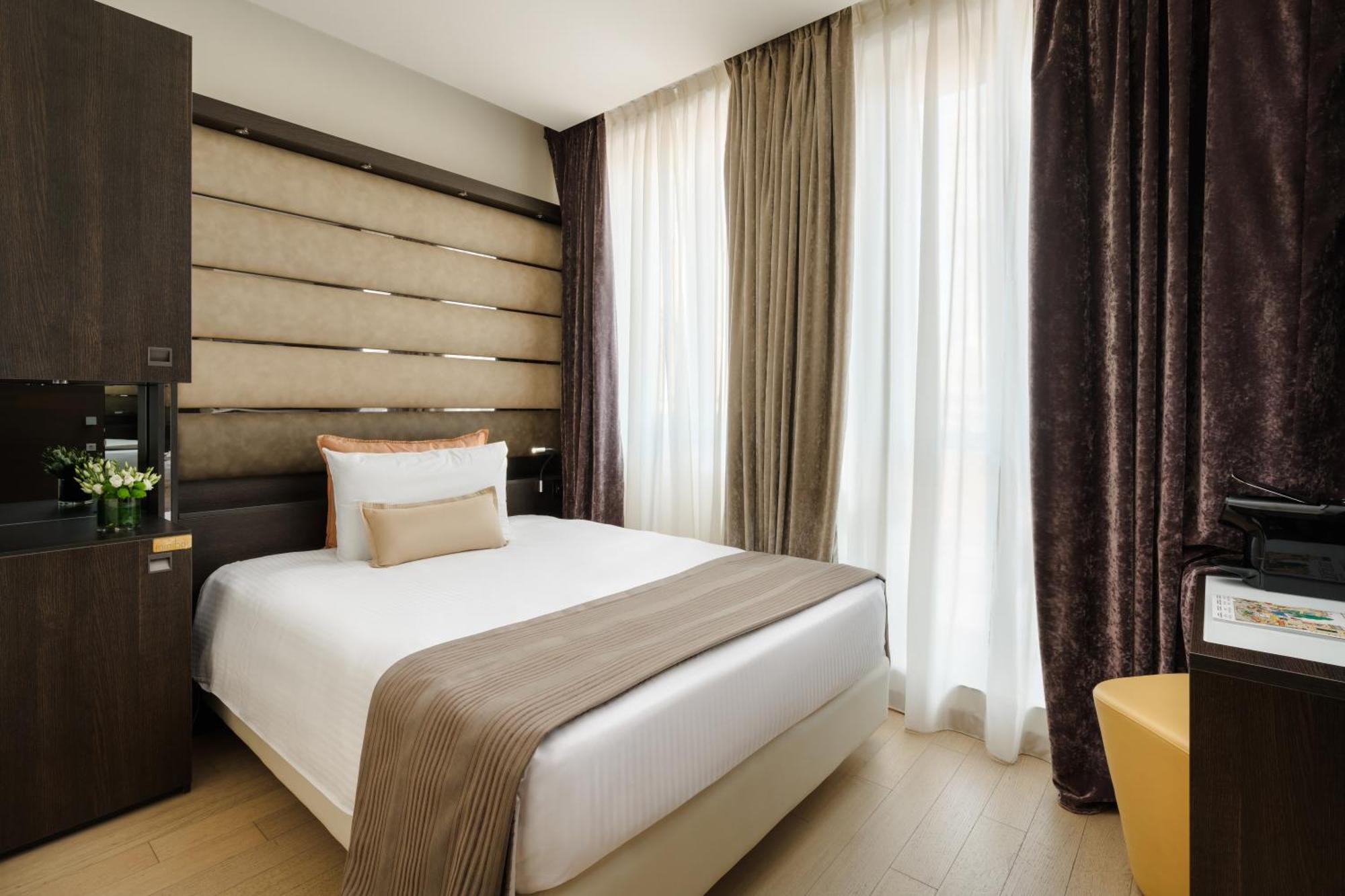 Quarto Individual Deluxe