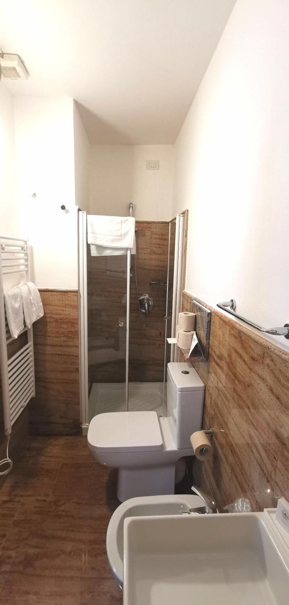 Quarto Econômico com Cama de Casal ou 2 de Solteiro - Anexo