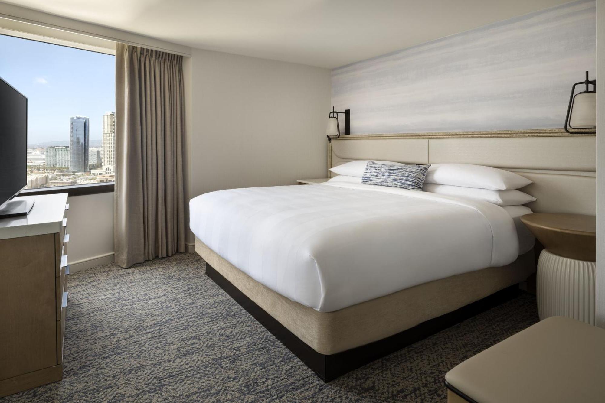 1 Bedroom Executive Suite 1 King Sofa bed Bay view,1554725983:JPEG