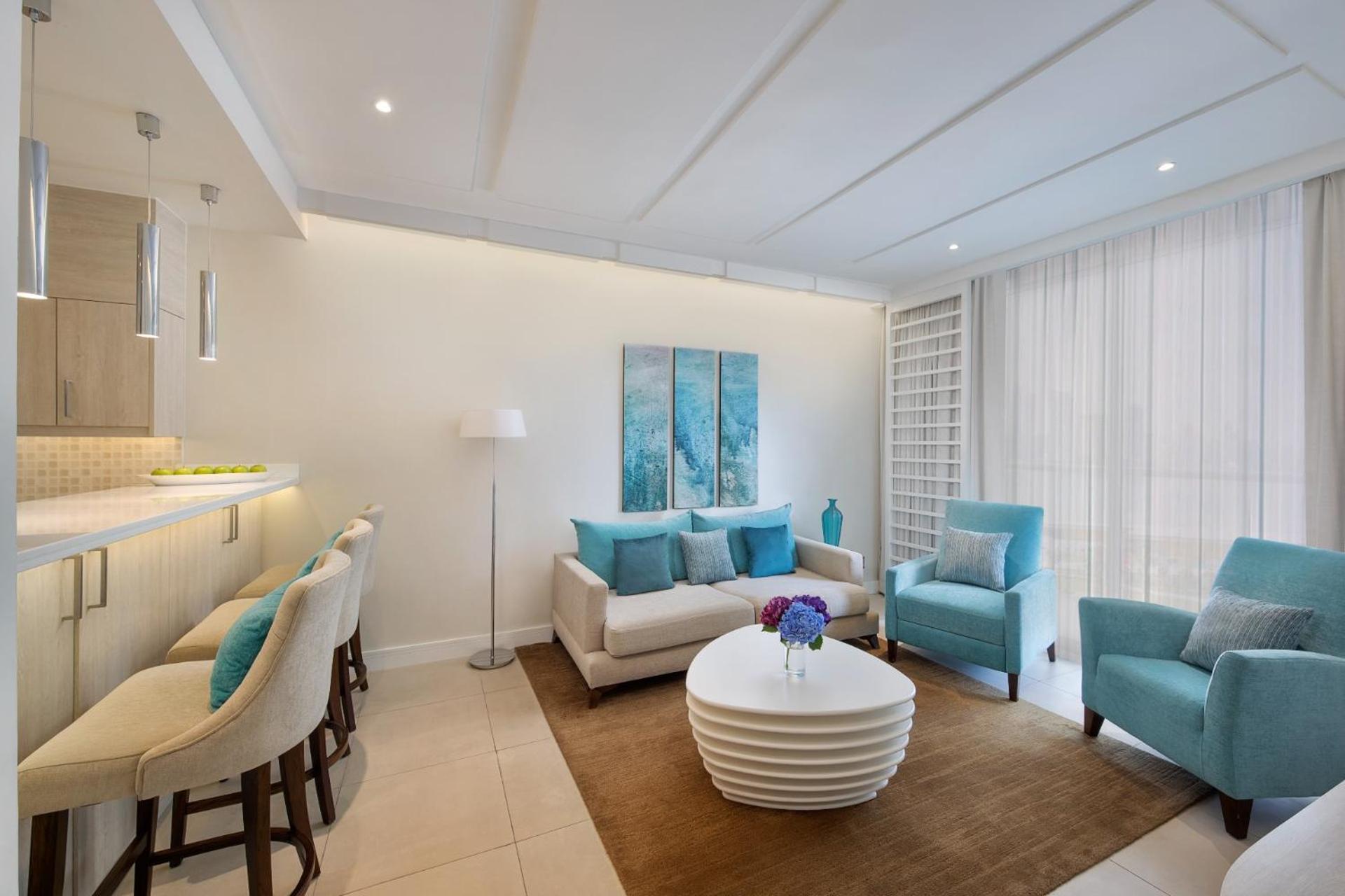 Appartement met 1 Slaapkamer en Balkon - Toegang tot het Strand en de Infinity Pool op het Dak - Toegang tot de Kinderclub