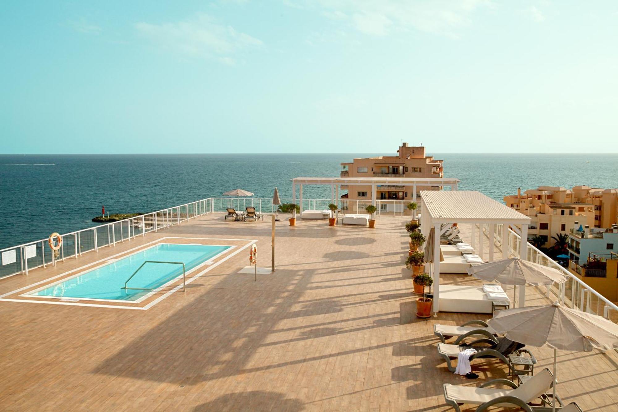 Superior Twin Room Sea View