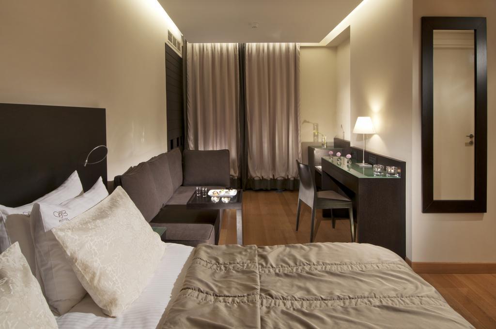 Junior Suite with Private Terrace,375415465:JPEG