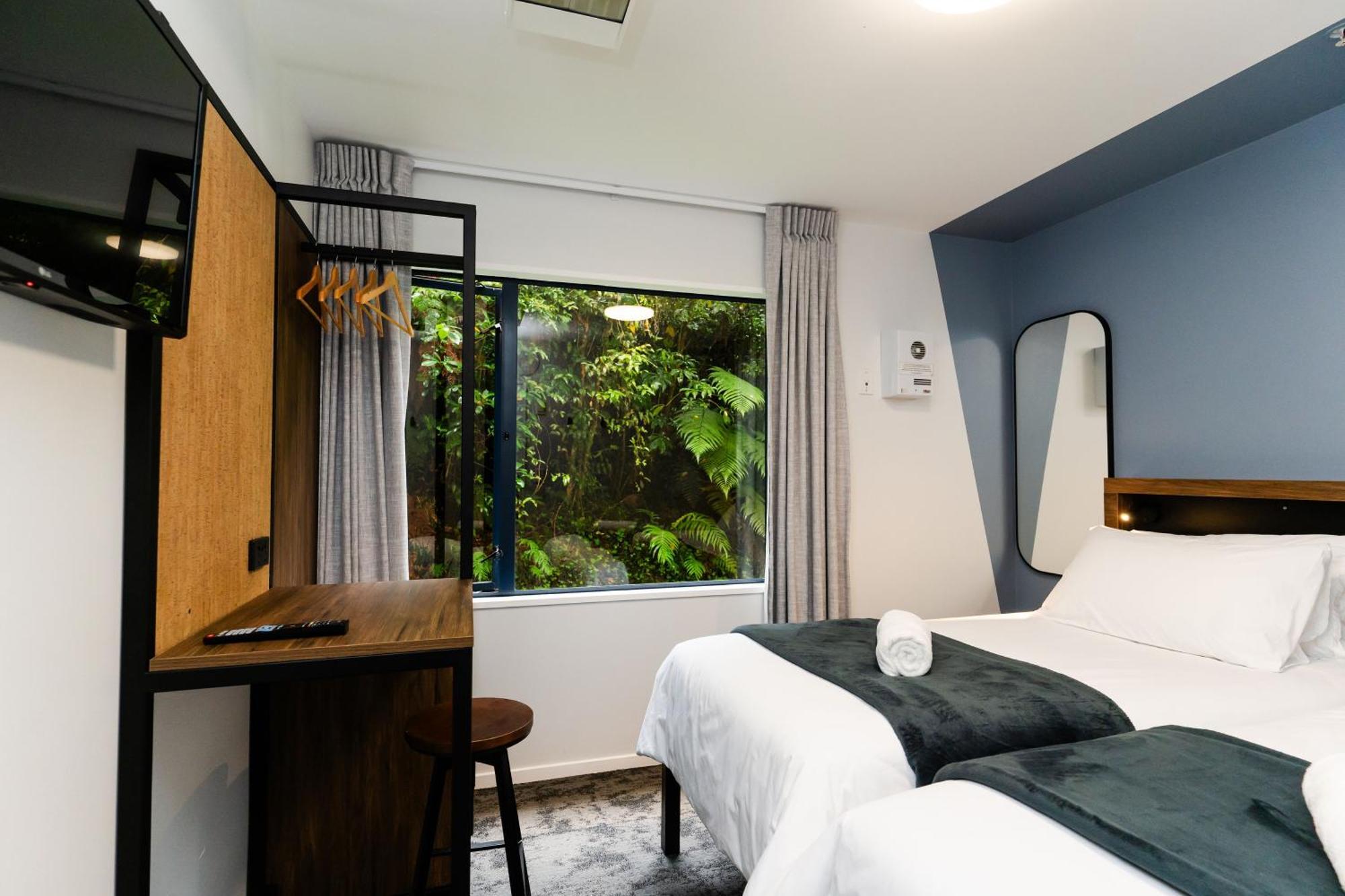 Twin Room Ensuite,1742778979:JPEG