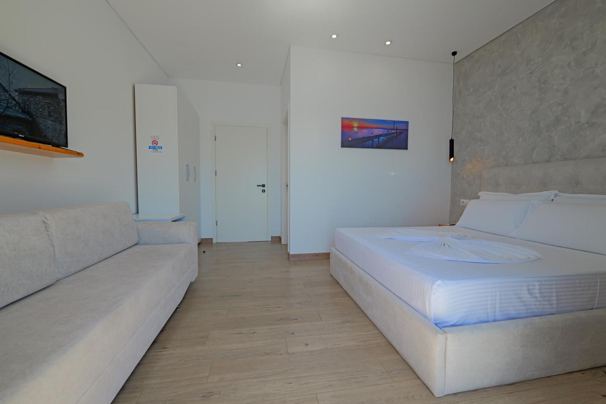 Superior Triple Room with Sea View,1571413574:JPEG
