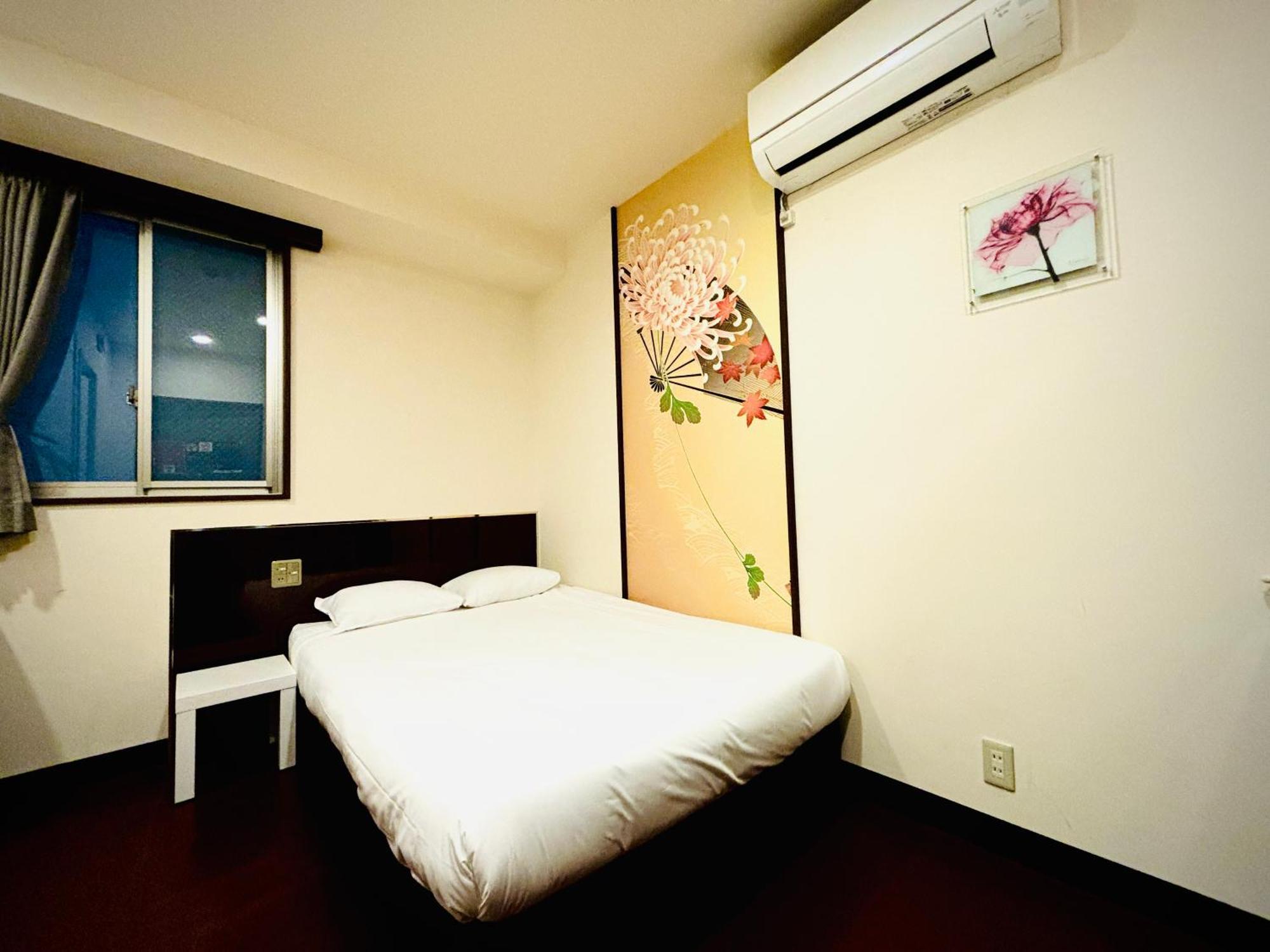 Double Room,1572595598:JPEG