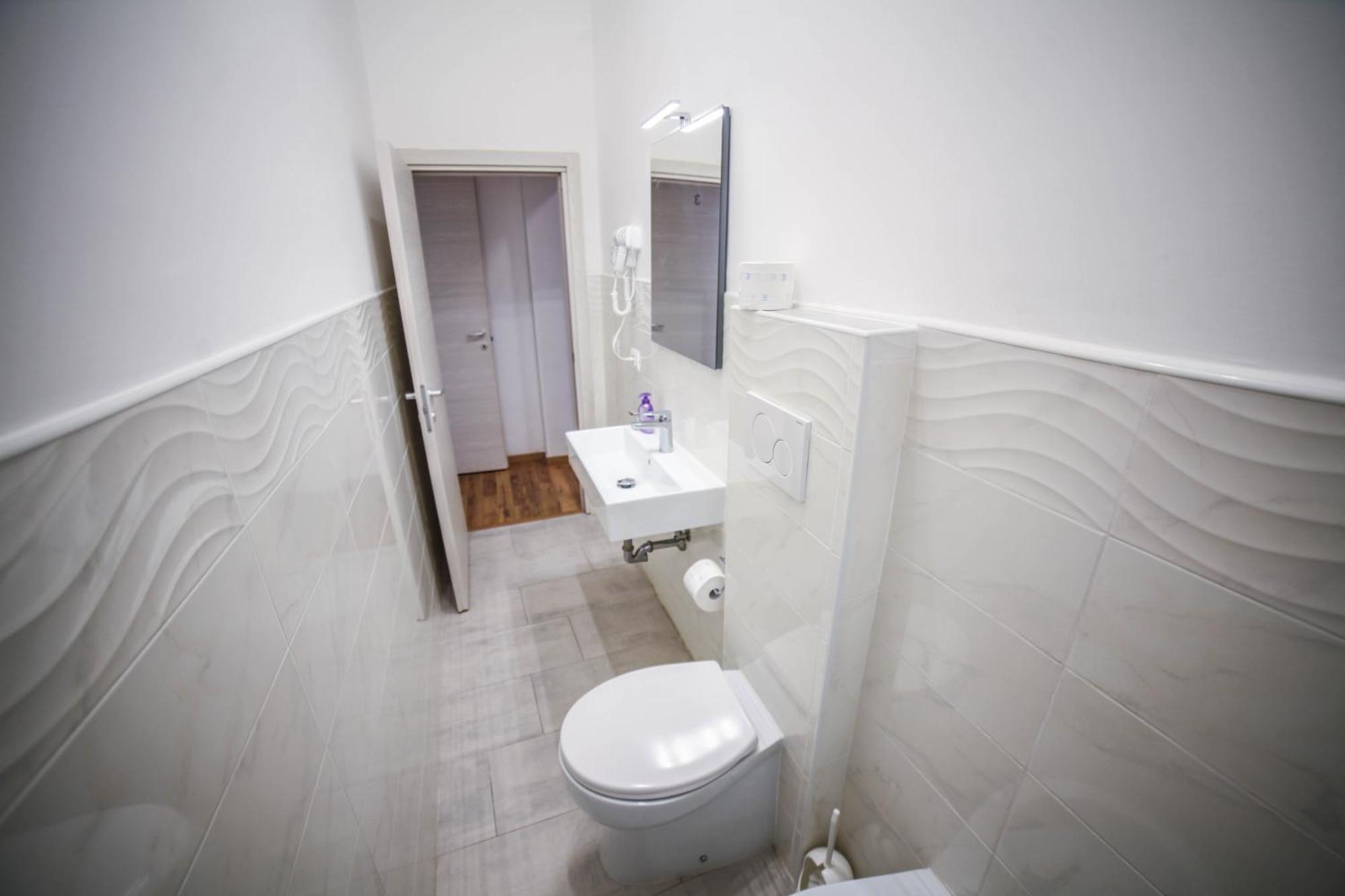 Triple Room with Private Bathroom