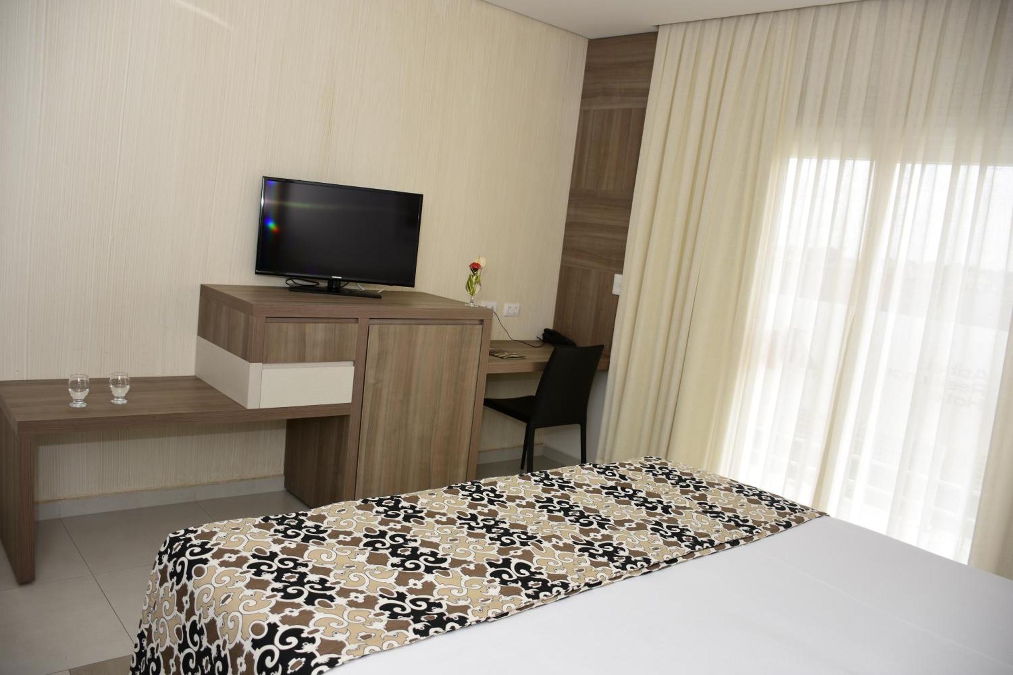 Quarto Quádruplo com Banheiro