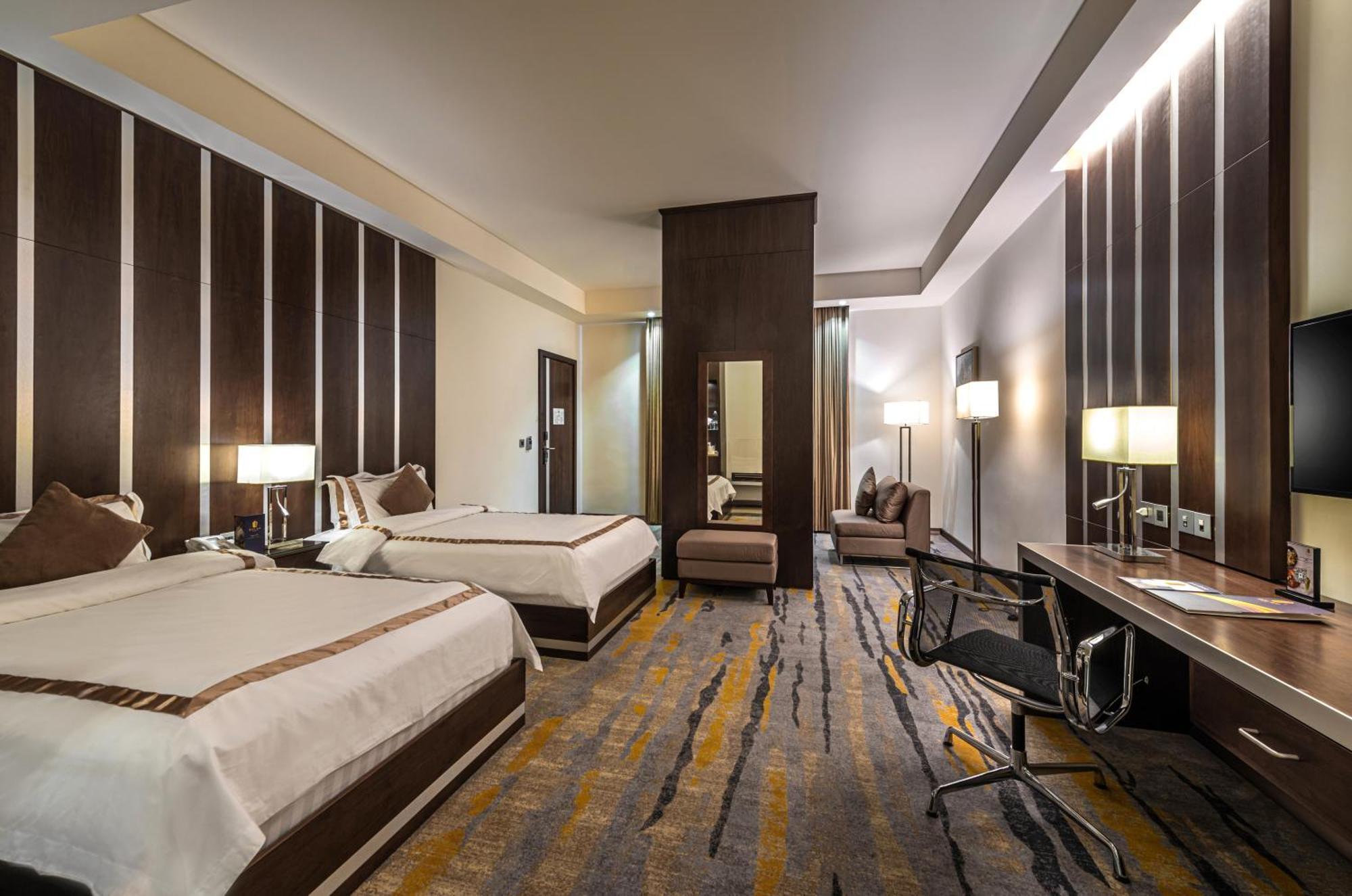 Deluxe Double or Twin Room