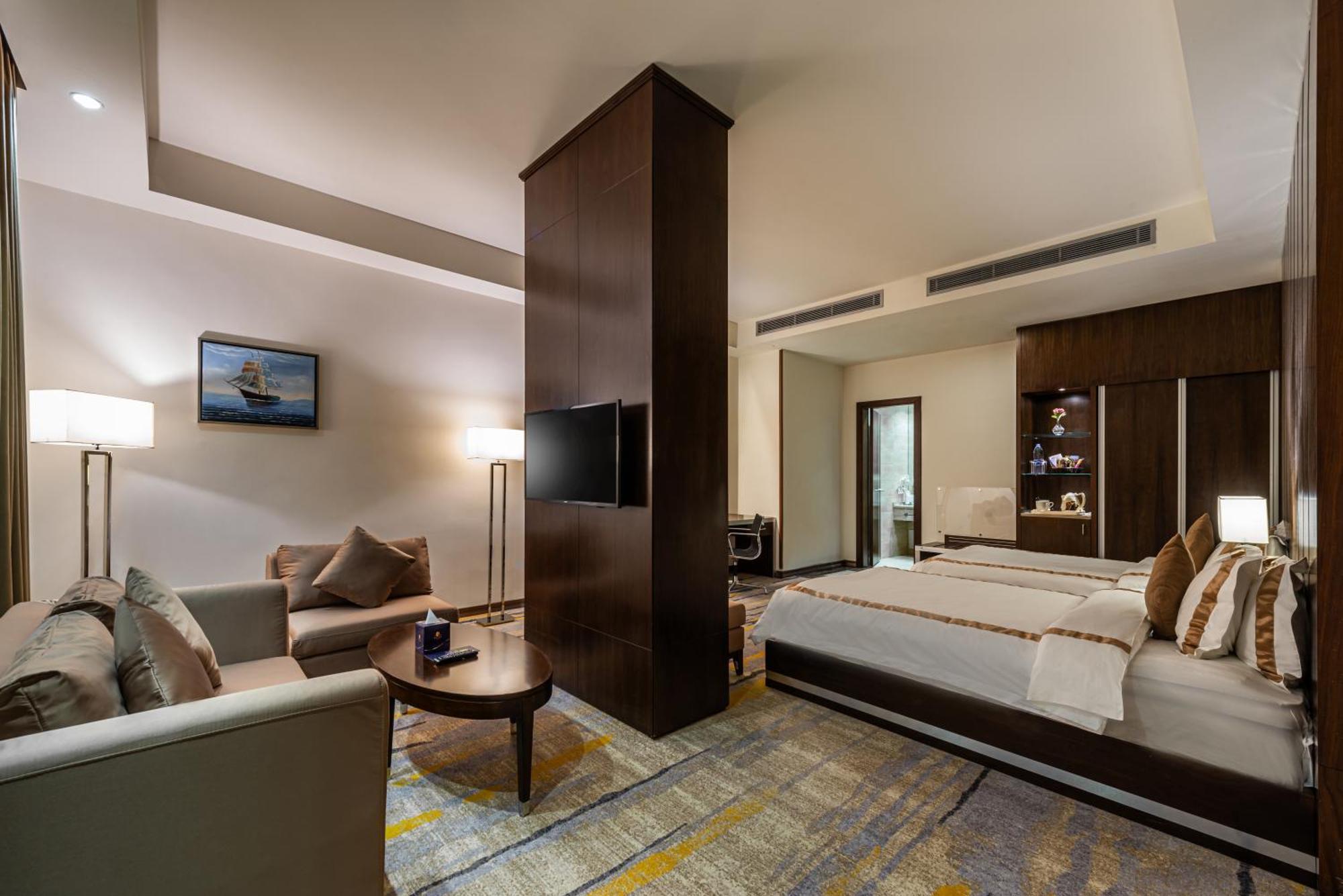 Deluxe Double or Twin Room