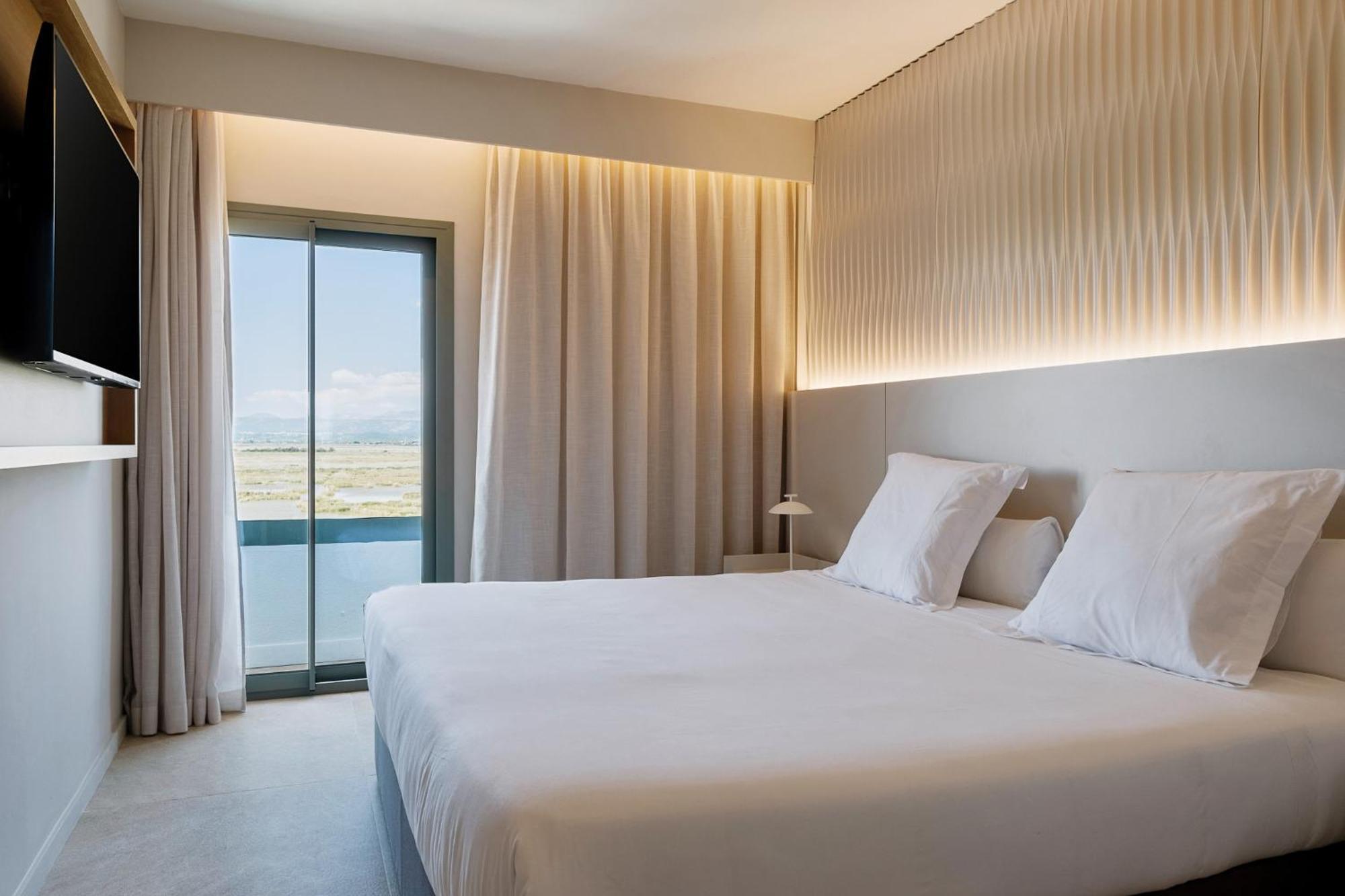 One bedroom suite balcony