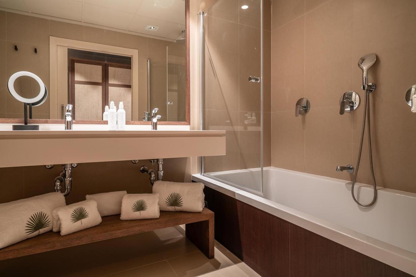 Superior Double Room,1588995700:JPEG