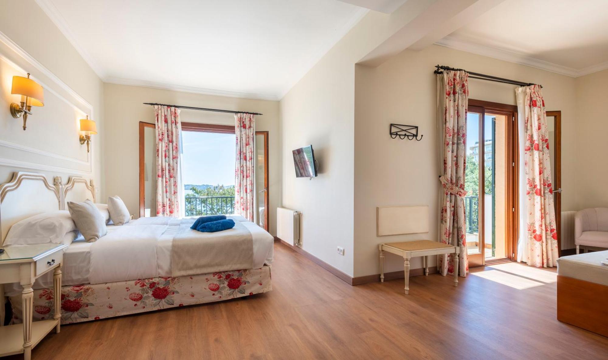 Deluxe Double Room Balcony Sea View