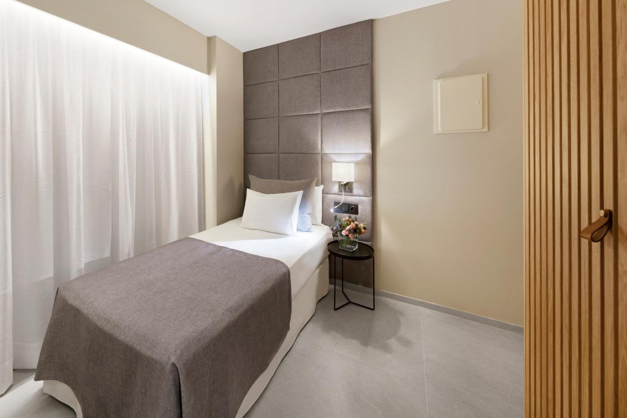 Economy Single Room