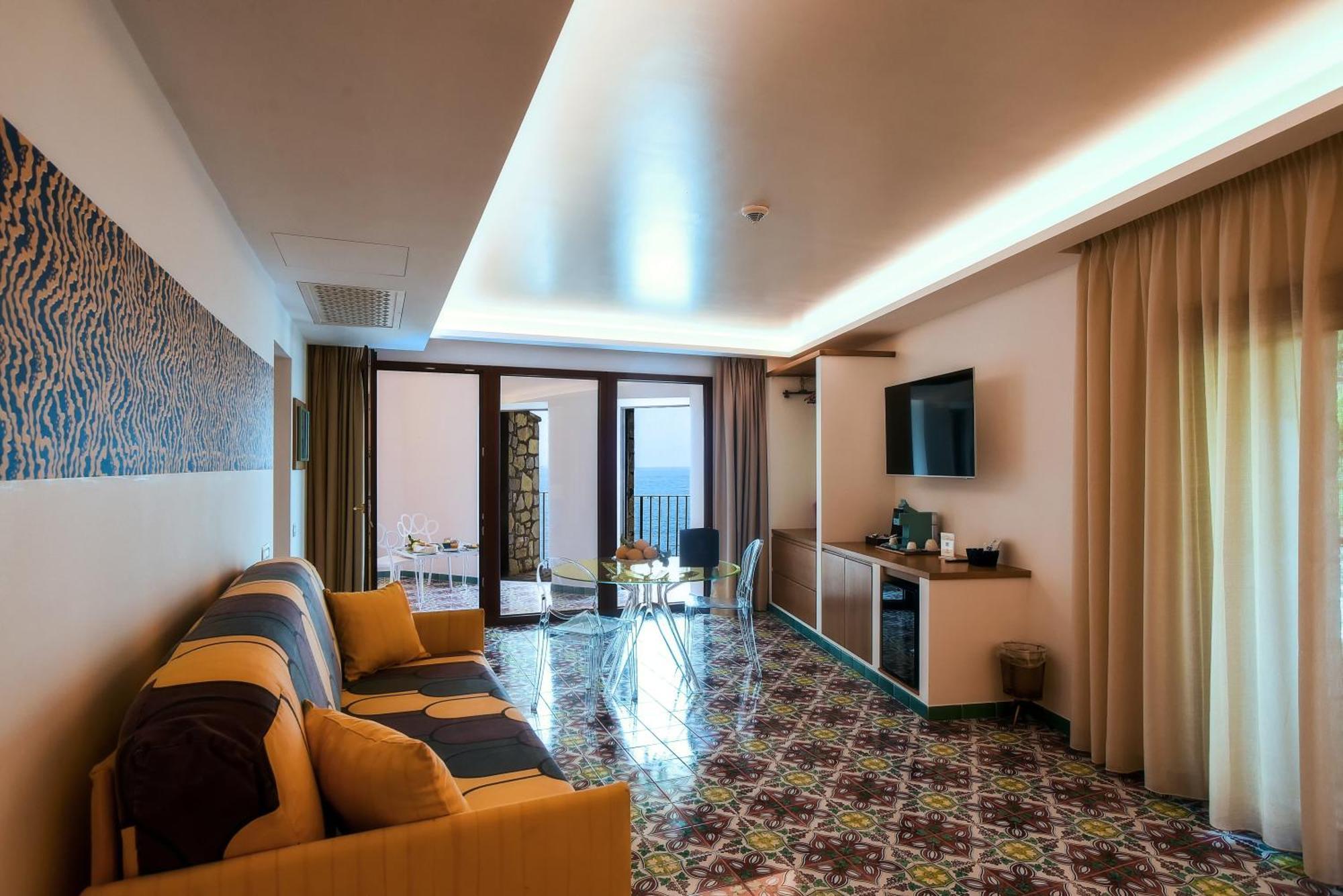 Junior Suite with Terrace