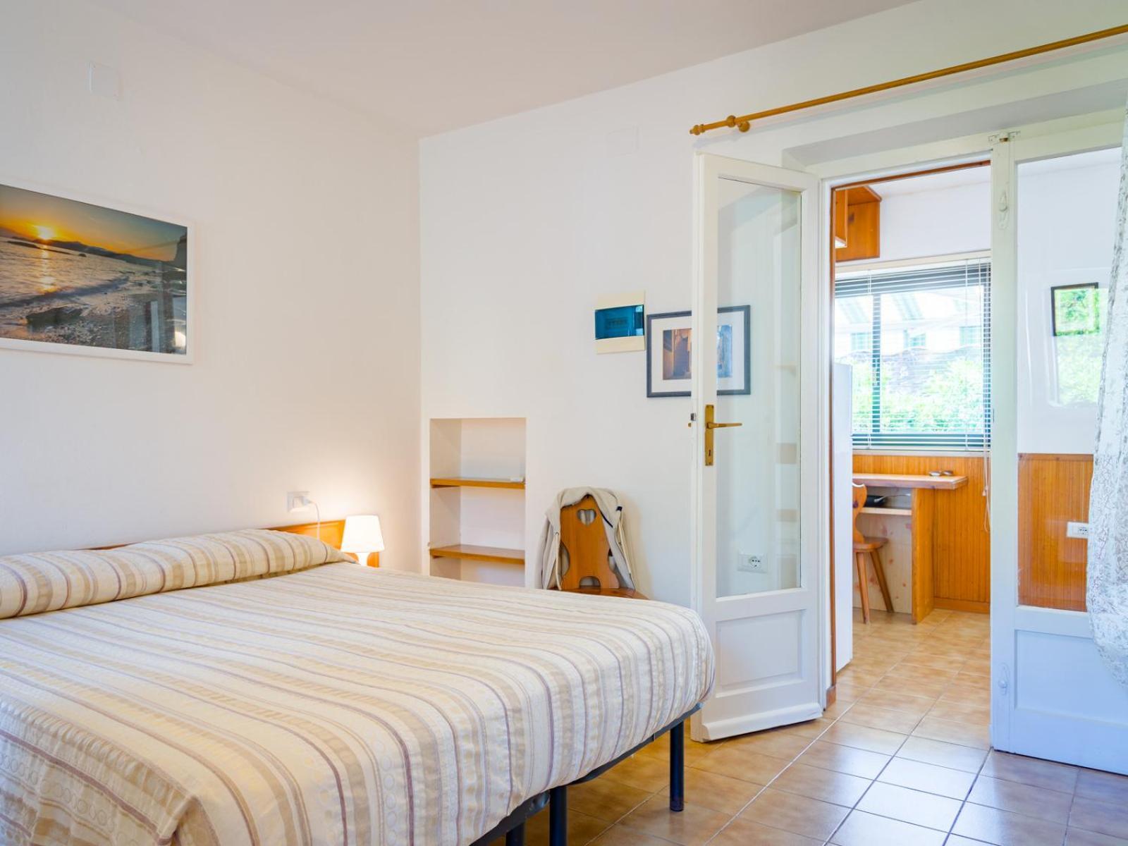 One-Bedroom Apartment Sea View