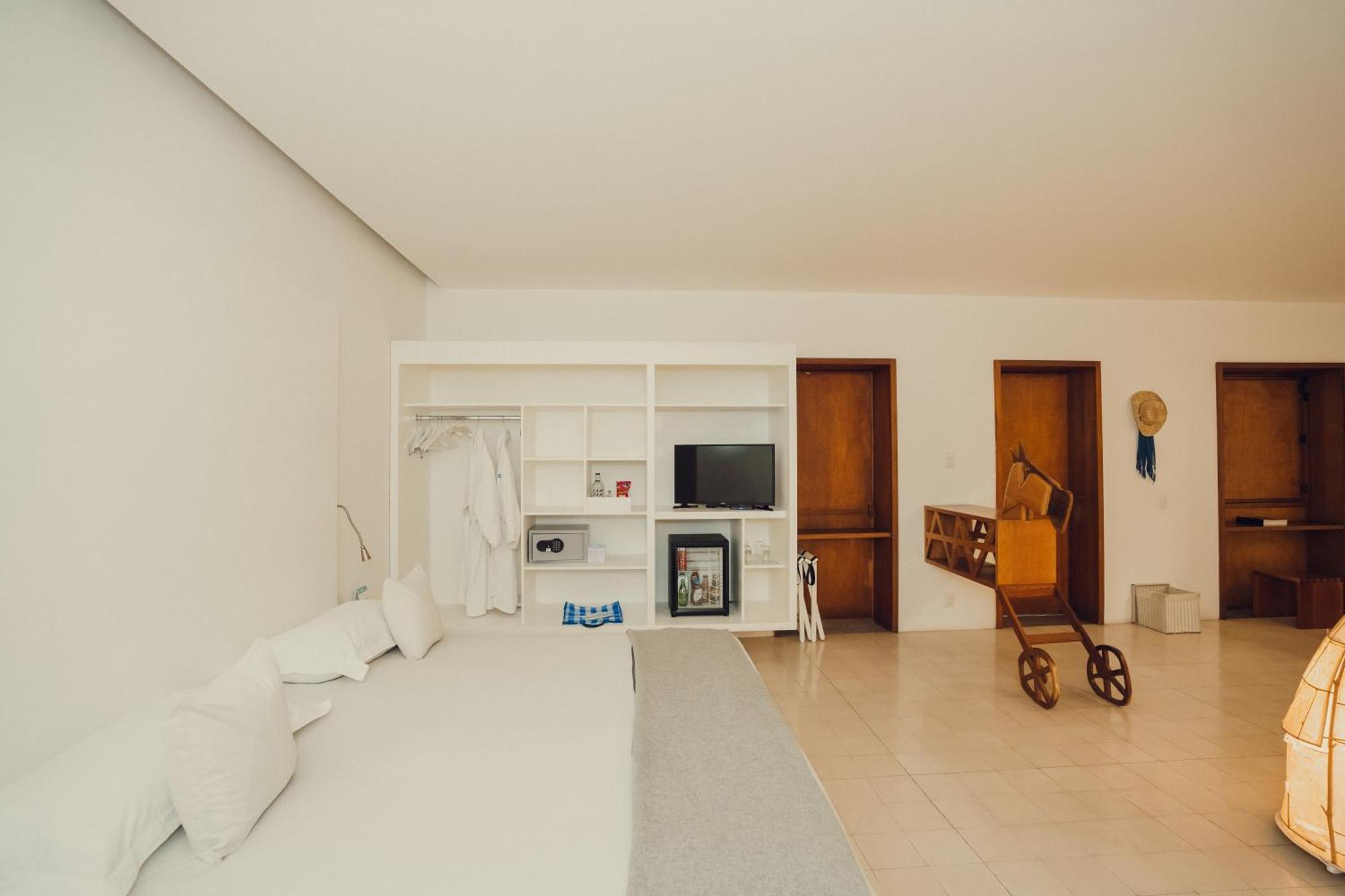 Deluxe Suite,1595409890:JPEG
