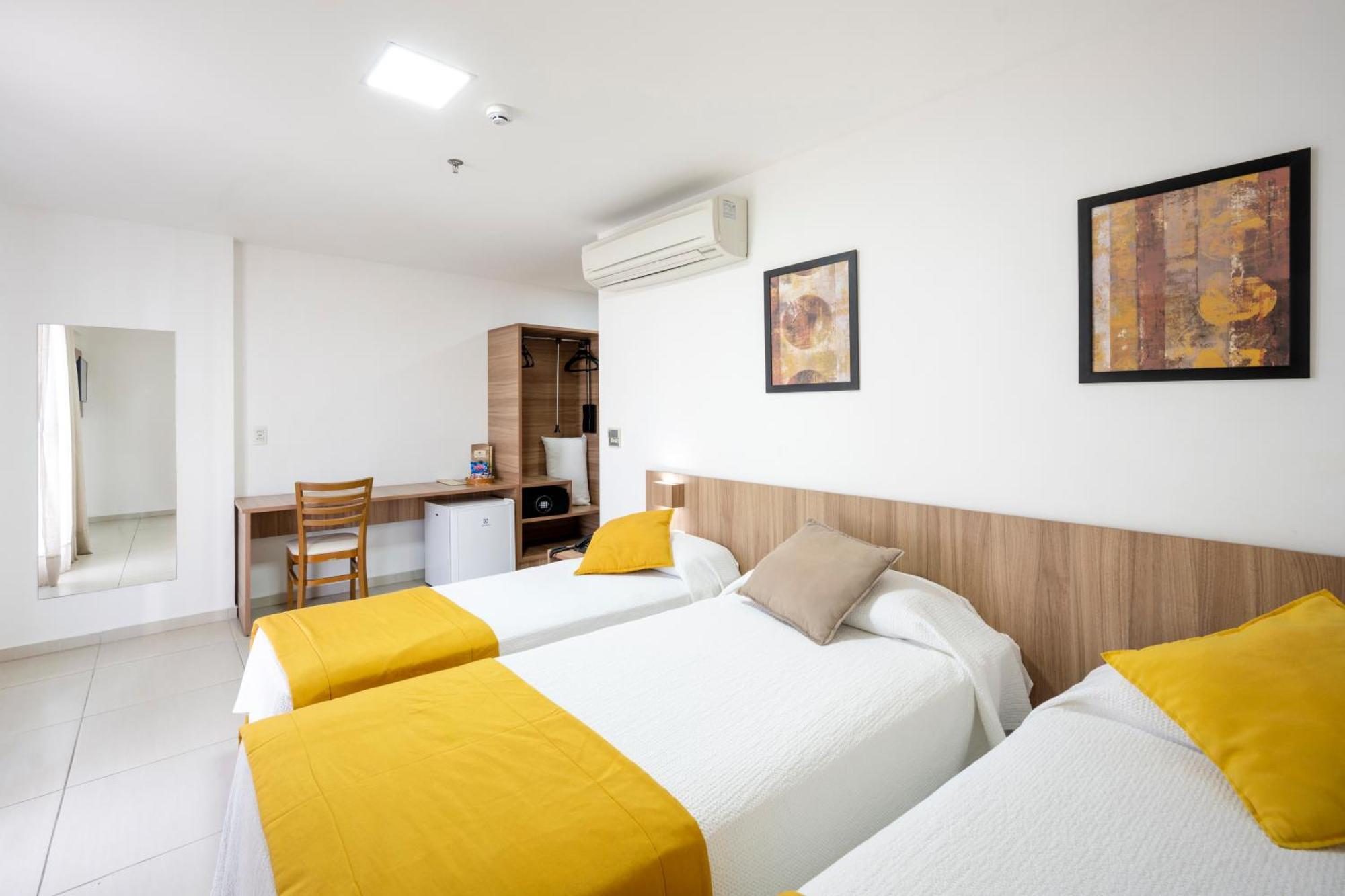 Deluxe Triple Room,1608829109:JPEG