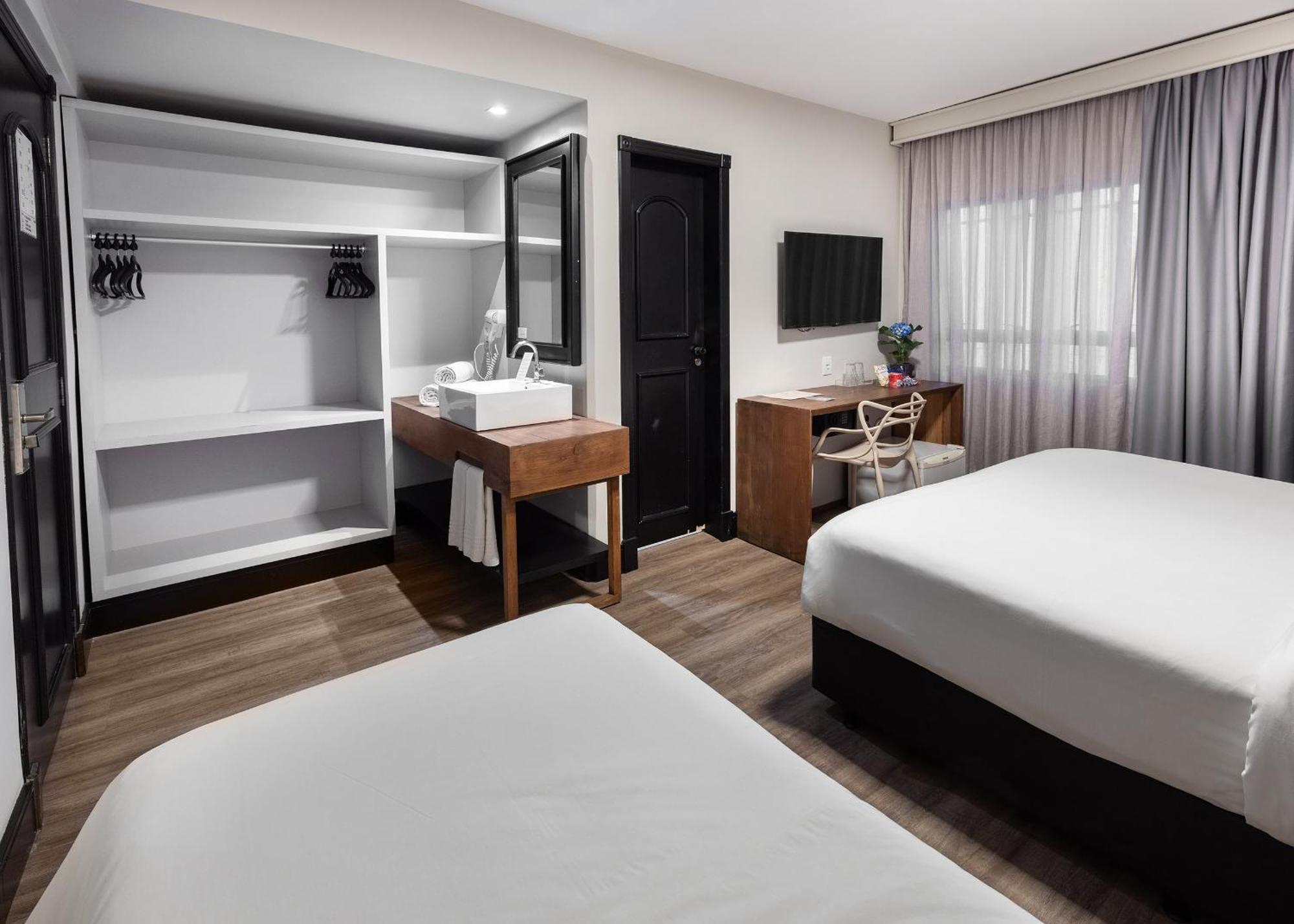 Standard Suite