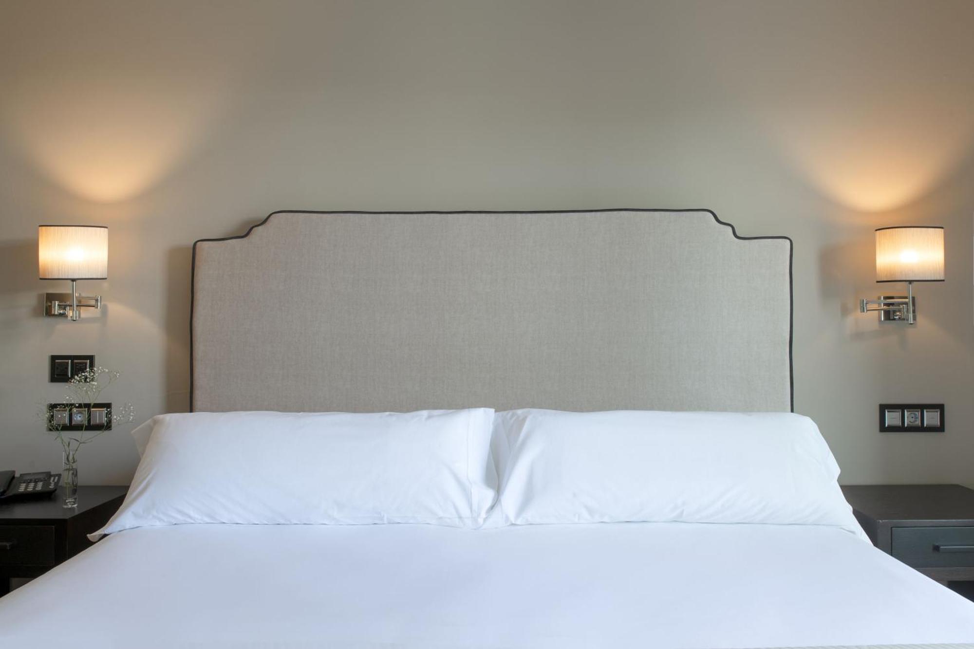 Double or Twin Room Terrace